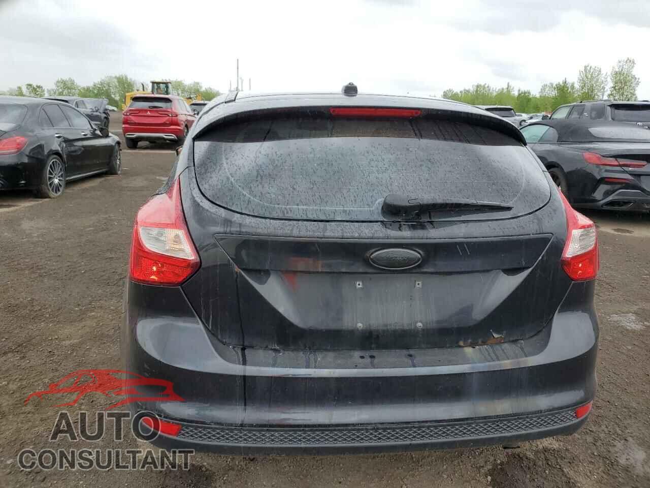 FORD FOCUS 2014 - 1FADP3K27EL401313