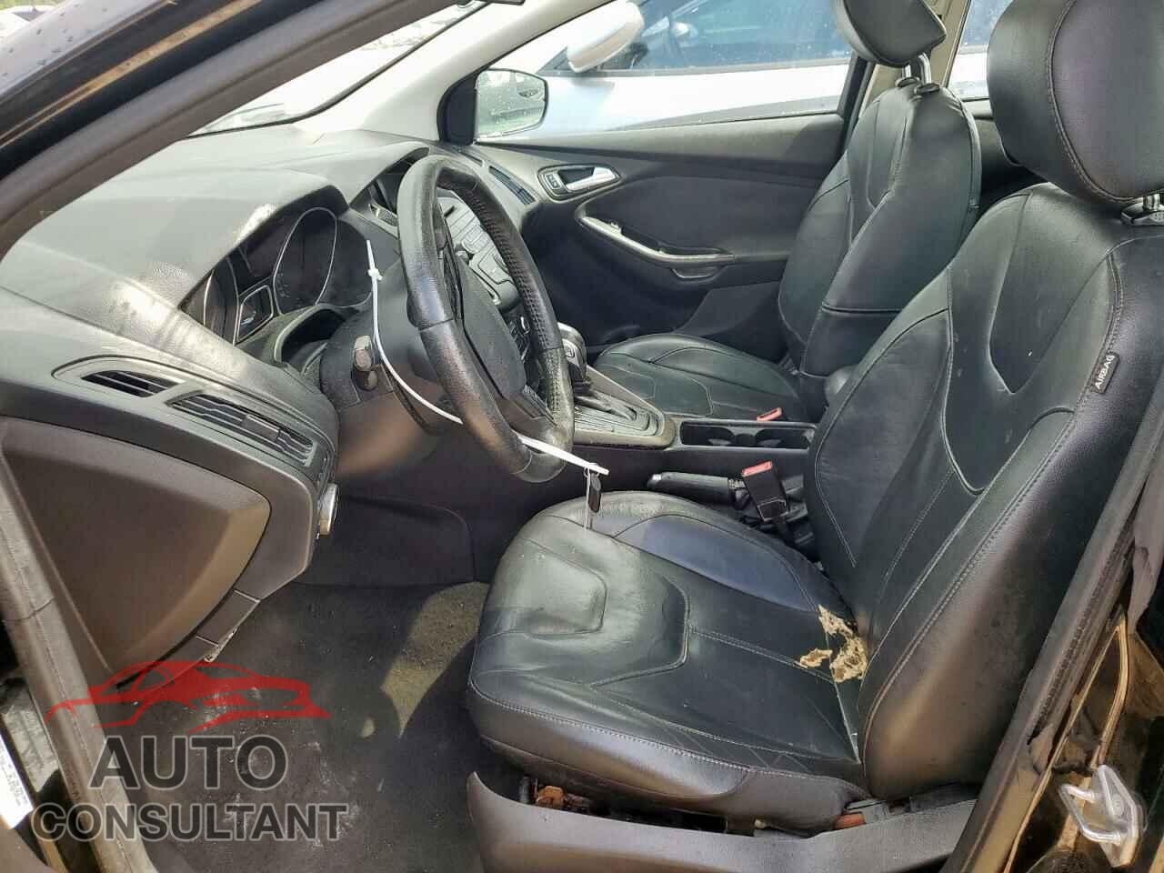 FORD FOCUS 2015 - 1FADP3F20FL320066