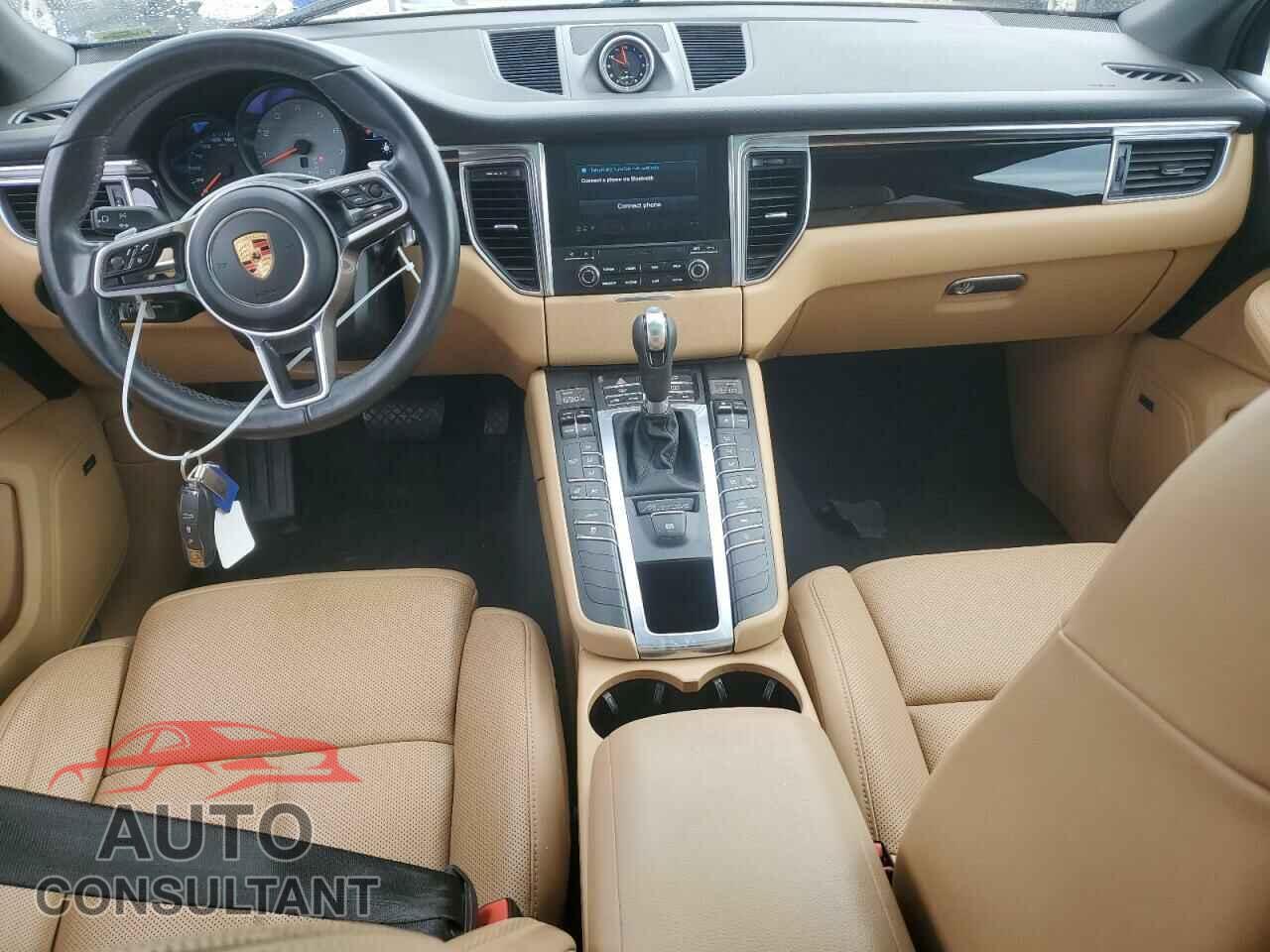 PORSCHE MACAN 2017 - WP1AB2A56HLB15375