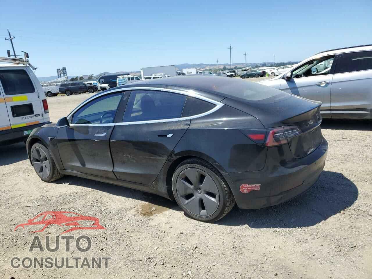 TESLA MODEL 3 2018 - 5YJ3E1EA6JF019905