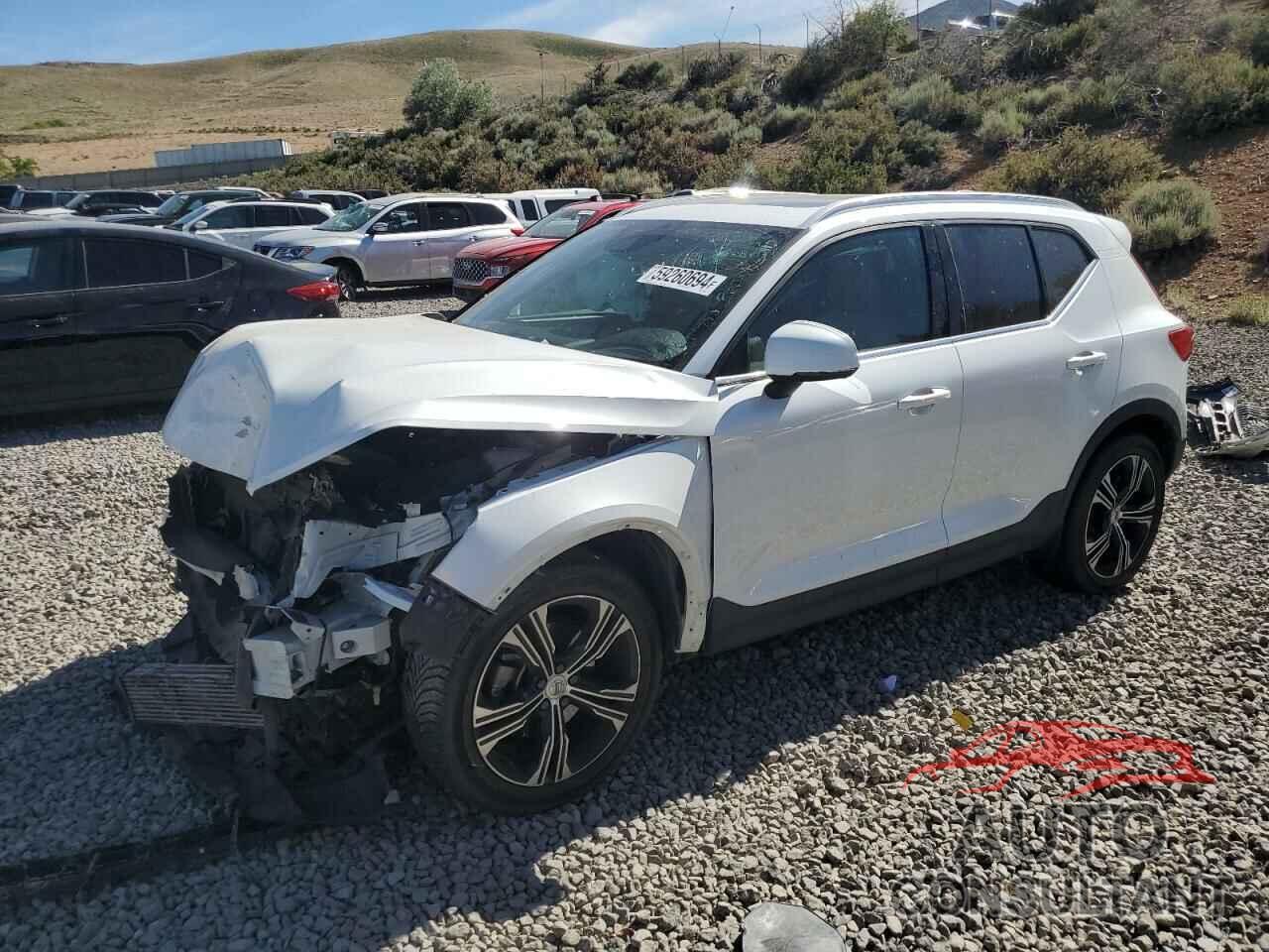 VOLVO XC40 2019 - YV4162UL9K2049656