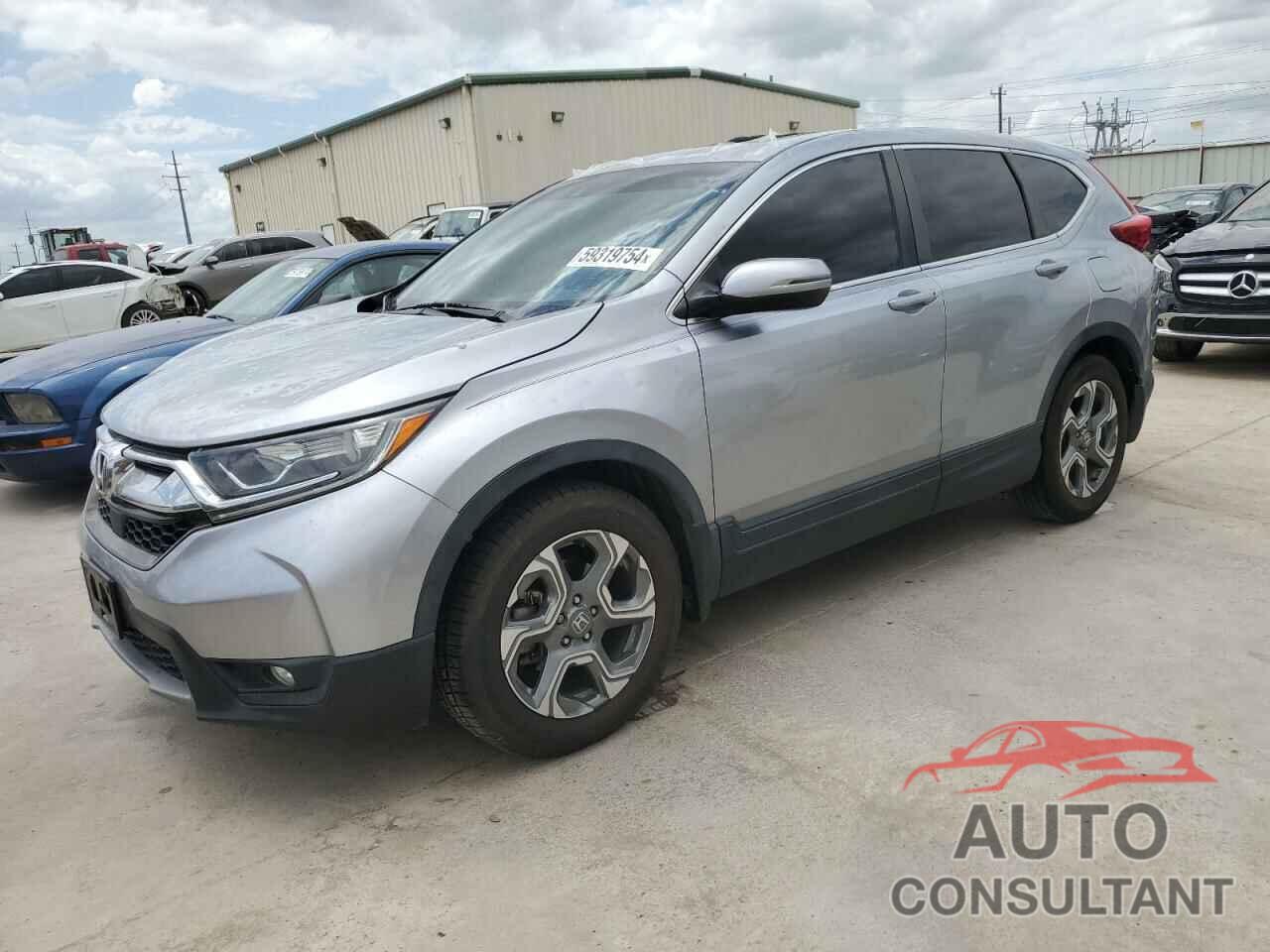 HONDA CRV 2018 - 7FARW1H58JE049501
