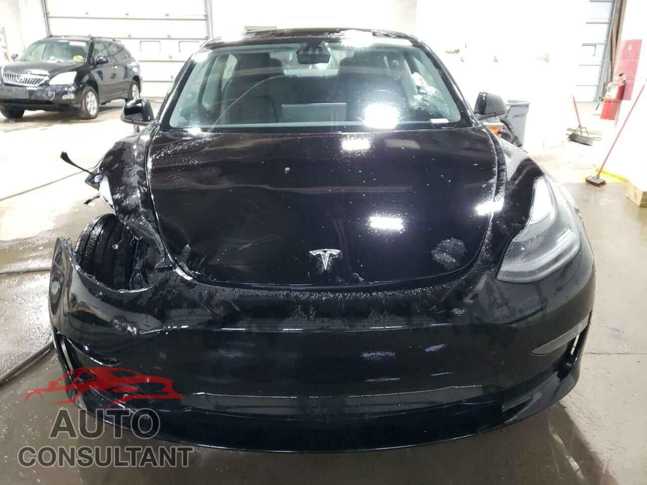 TESLA MODEL 3 2021 - 5YJ3E1EA2MF976665