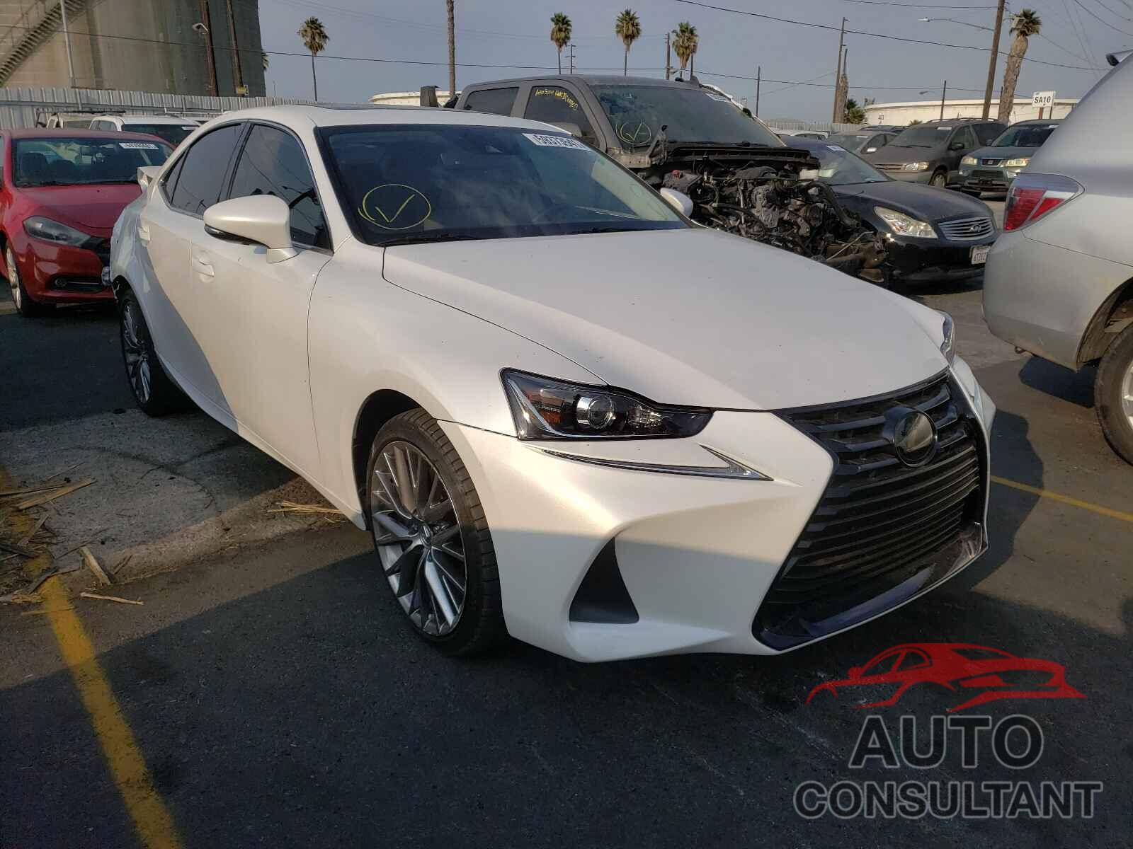 LEXUS IS 2018 - JTHBA1D24J5072541