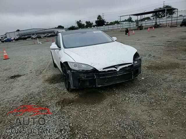 TESLA MODEL S 2014 - 5YJSA1H19EFP52457