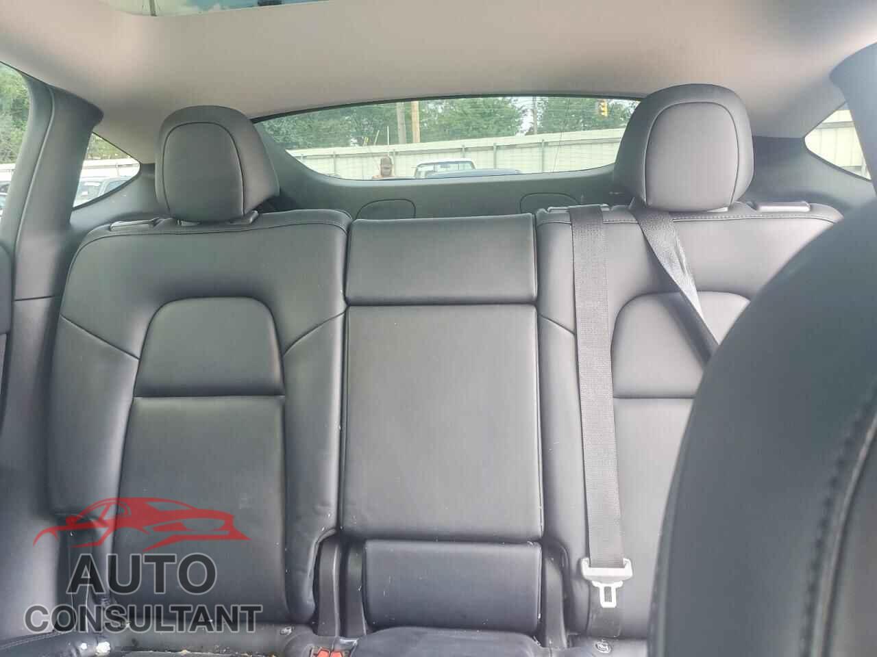 TESLA MODEL Y 2022 - 7SAYGDEF2NF399024