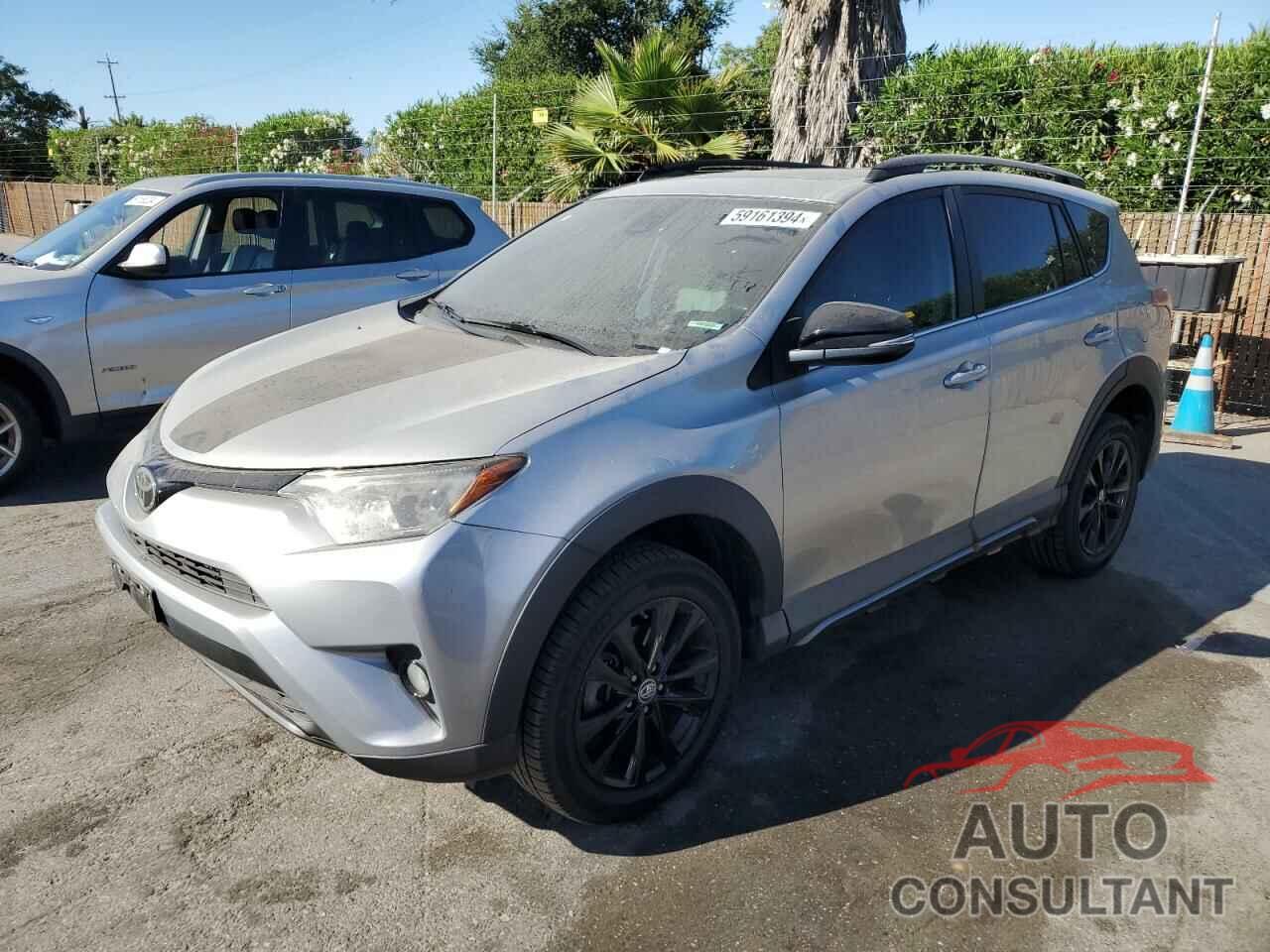 TOYOTA RAV4 2018 - 2T3RFREV5JW718168