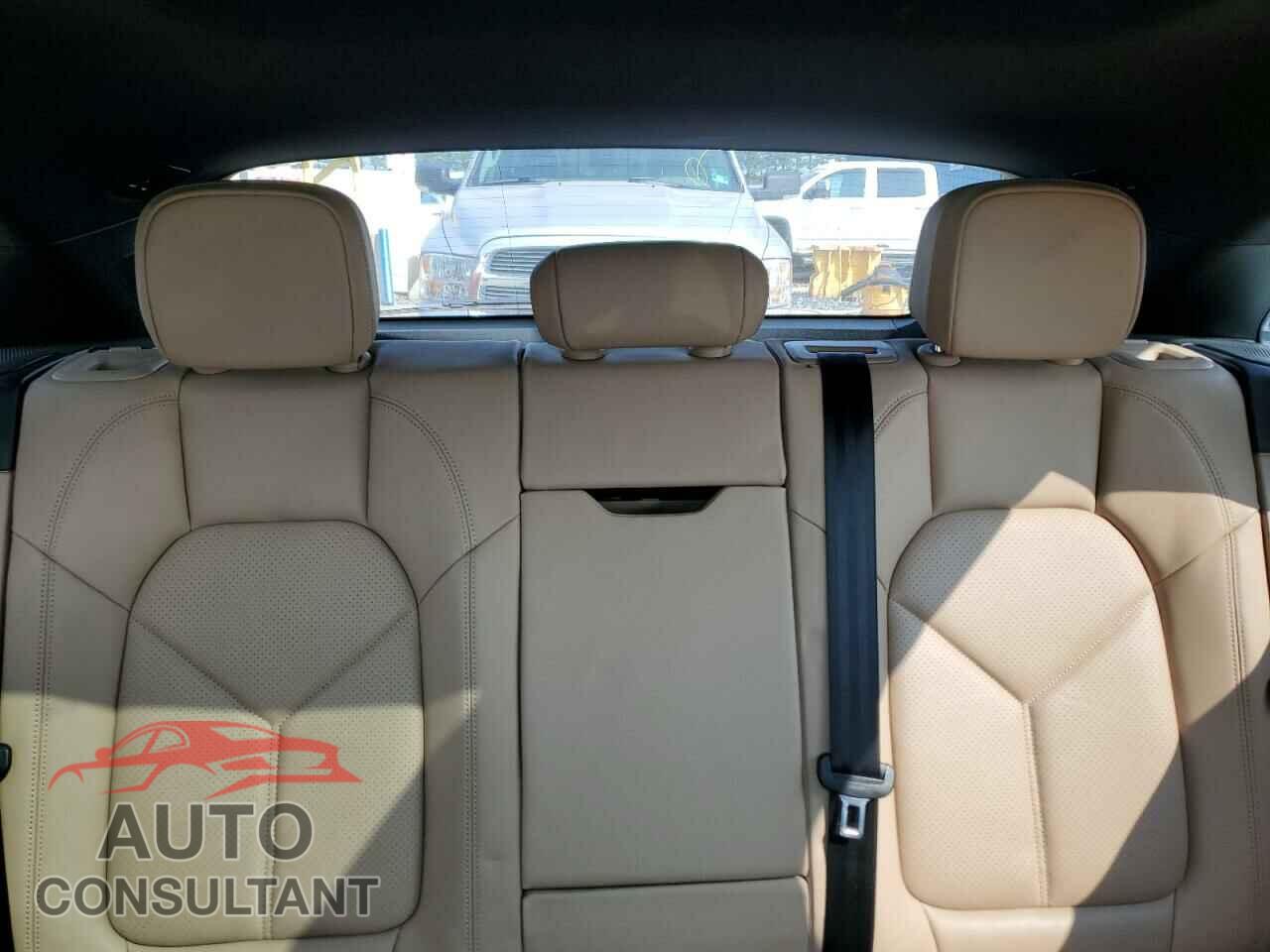 PORSCHE MACAN BASE 2024 - WP1AA2A51RLB01856