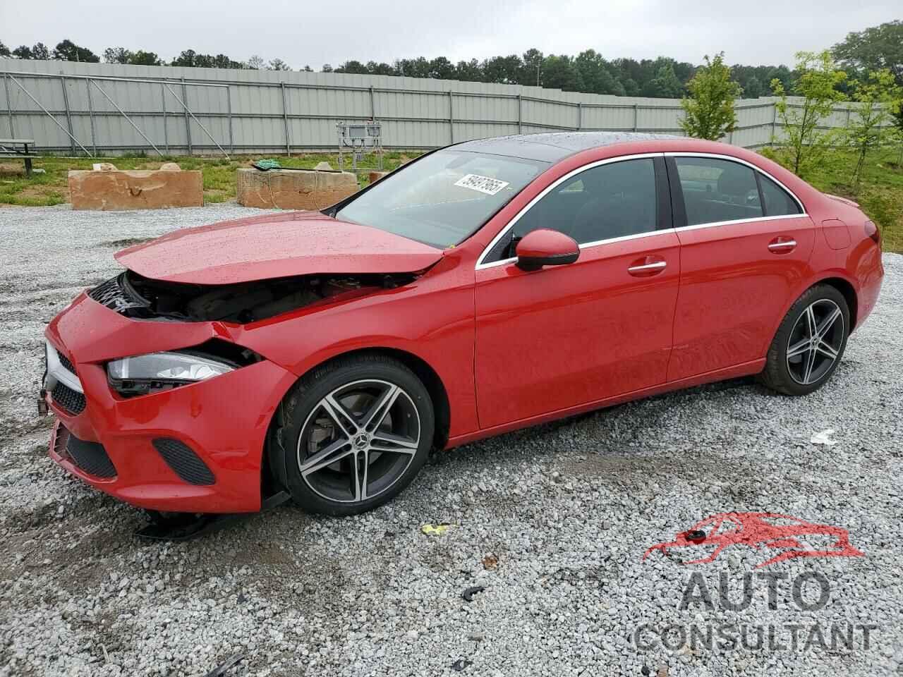 MERCEDES-BENZ A-CLASS 2019 - WDD3G4EB4KW020249