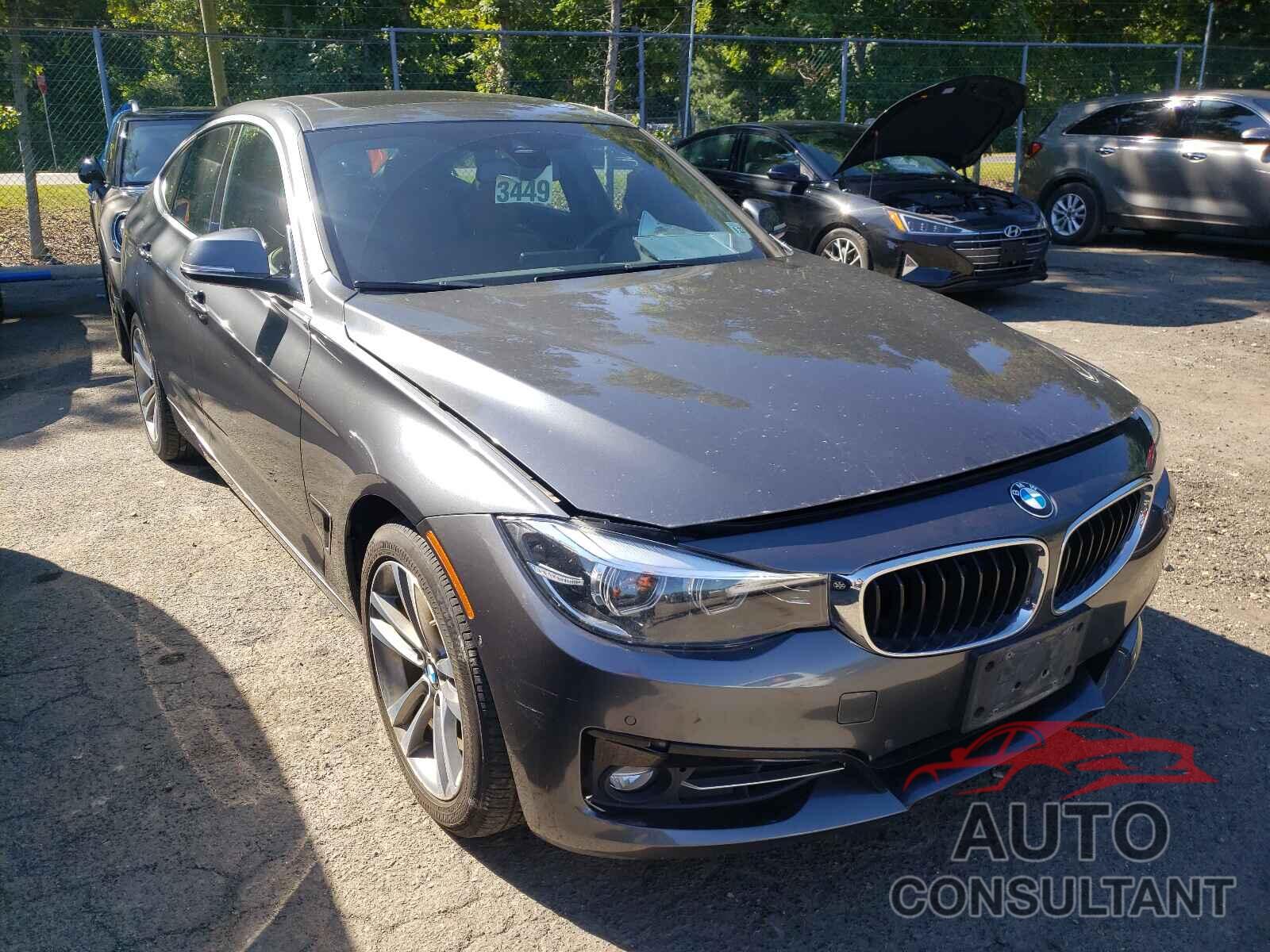 BMW 3 SERIES 2017 - WBA8Z9C38HG826386