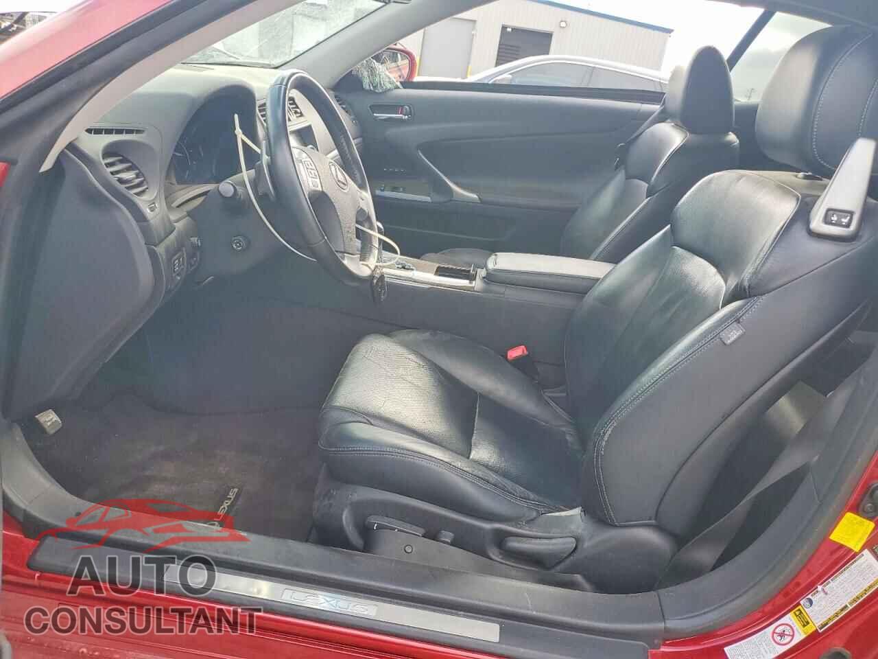 LEXUS IS 2011 - JTHFE2C25B2506837