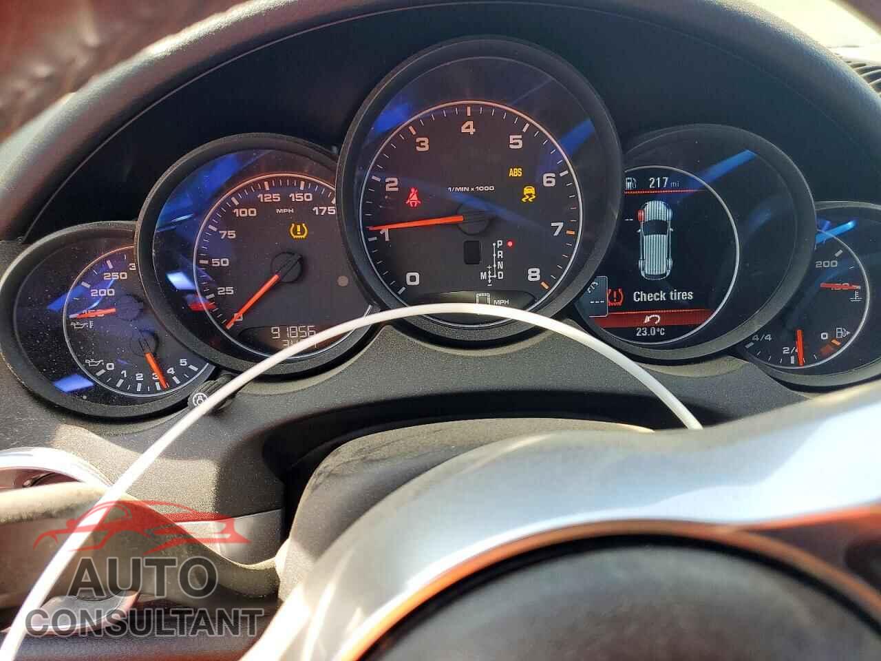 PORSCHE CAYENNE 2016 - WP1AA2A21GLA10136