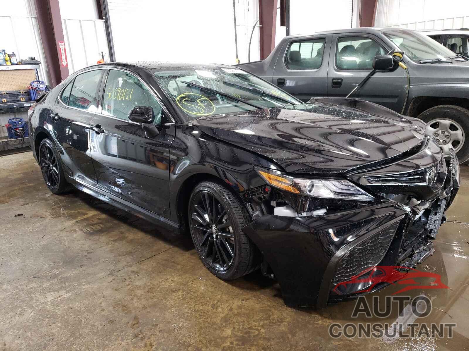TOYOTA CAMRY 2021 - 4T1K61BK4MU035176