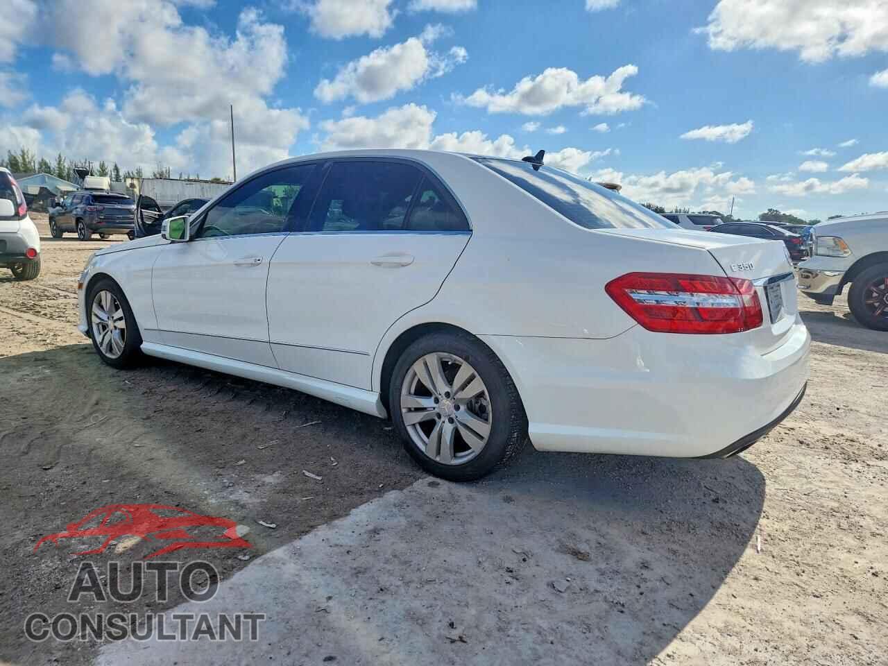 MERCEDES-BENZ E-CLASS 2013 - WDDHF8JB8DA696502