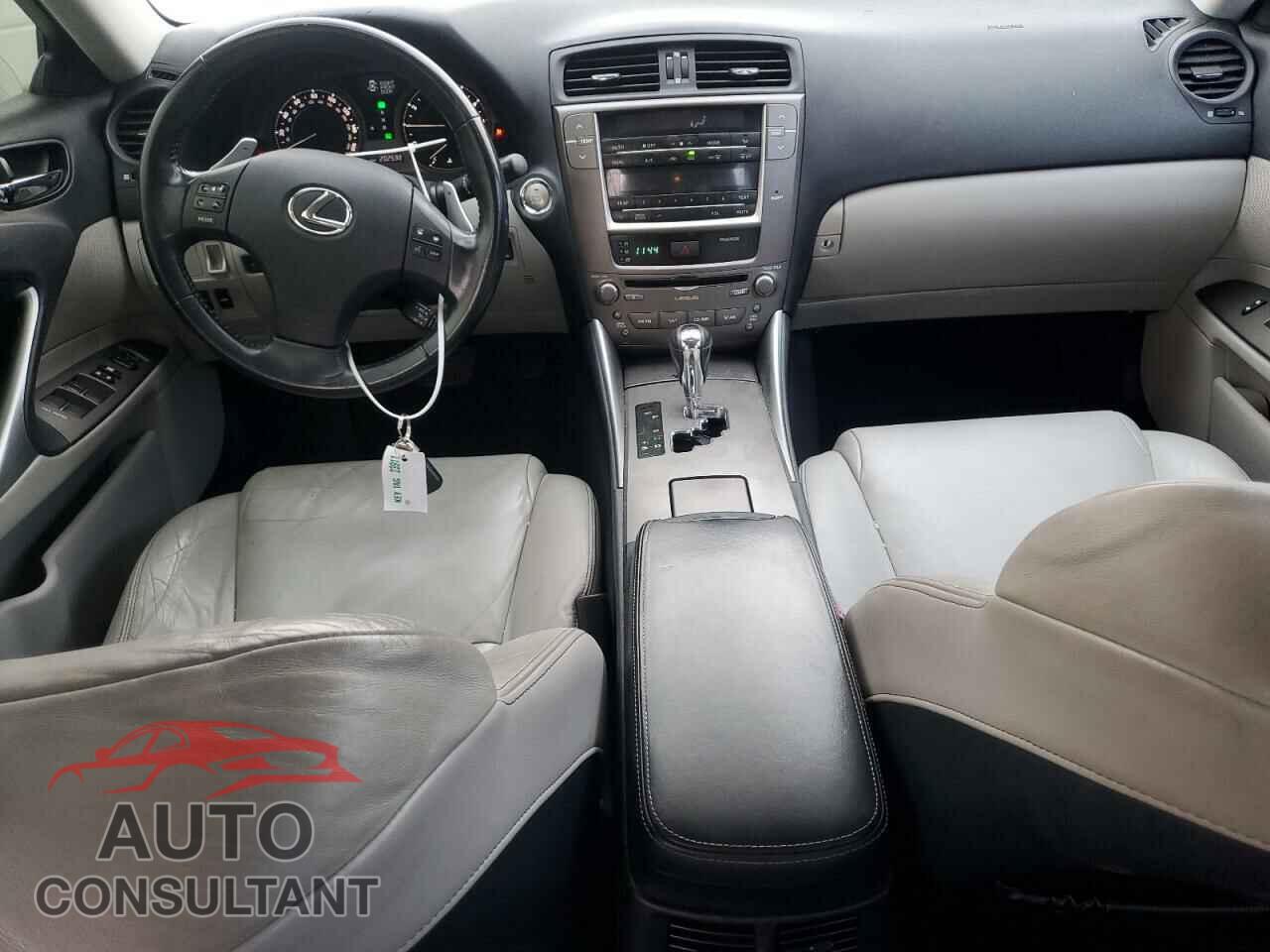 LEXUS IS 2010 - JTHBF5C29A5115149