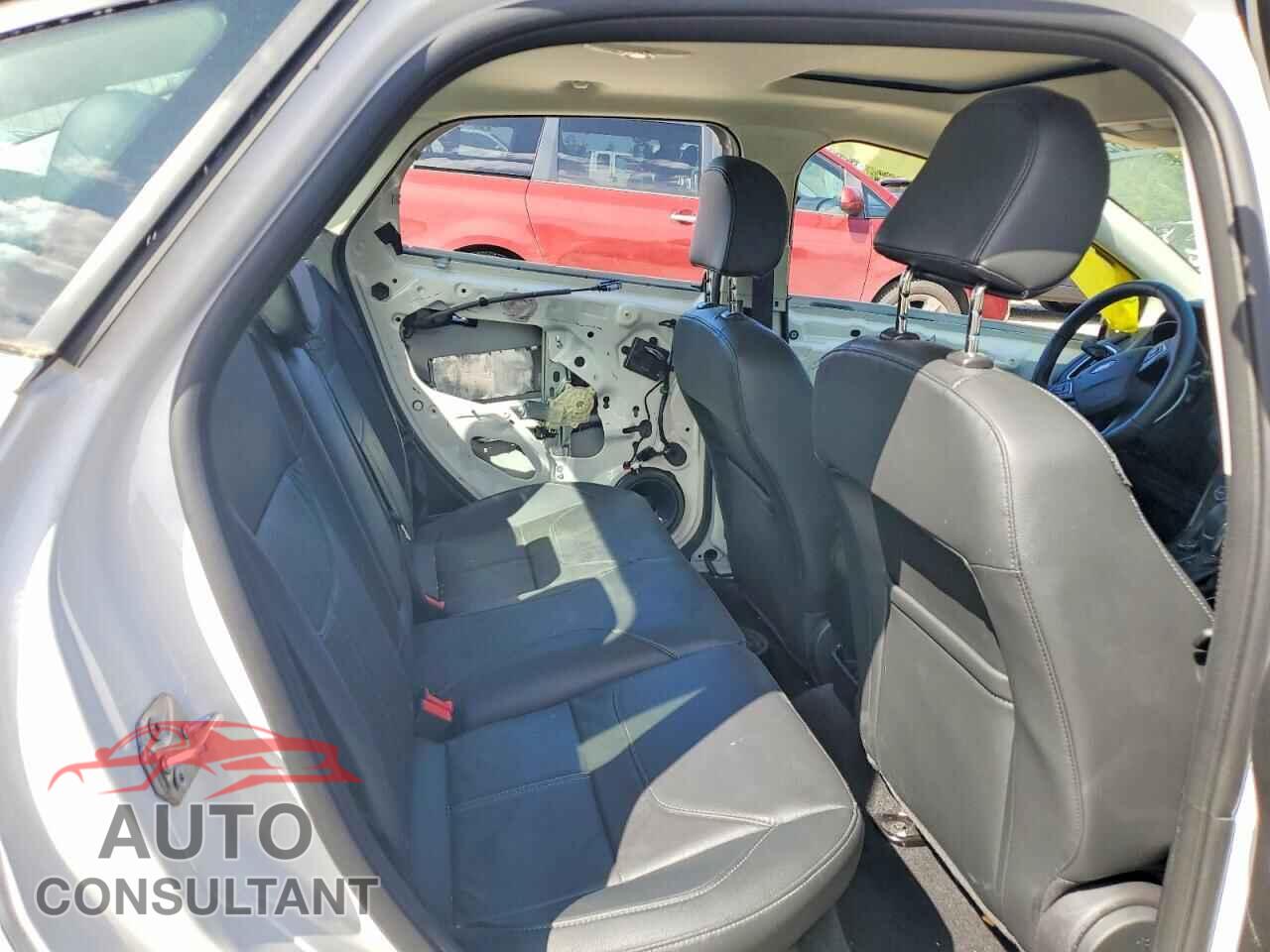 FORD FOCUS 2017 - 1FADP3J21HL227714