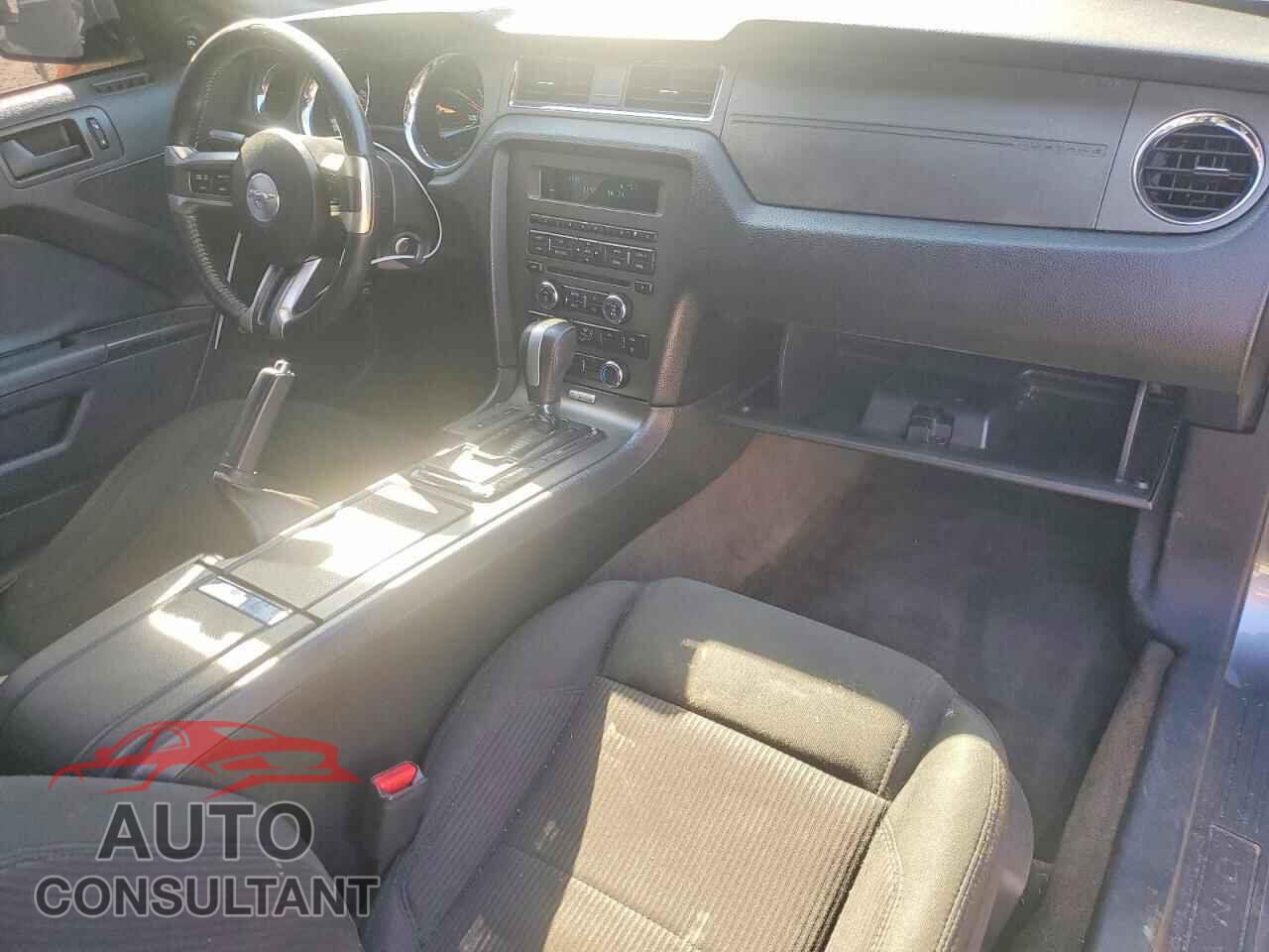 FORD MUSTANG 2013 - 1ZVBP8AM4D5269614