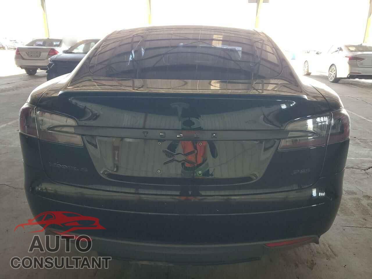 TESLA MODEL S 2013 - 5YJSA1DP2DFP17896