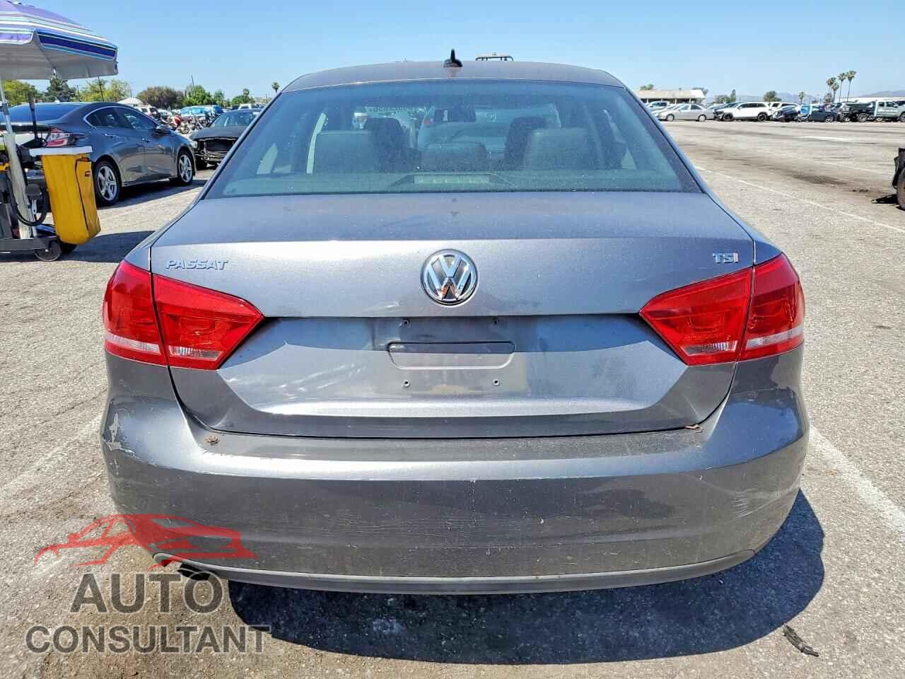 VOLKSWAGEN PASSAT 2014 - 1VWAT7A39EC092922