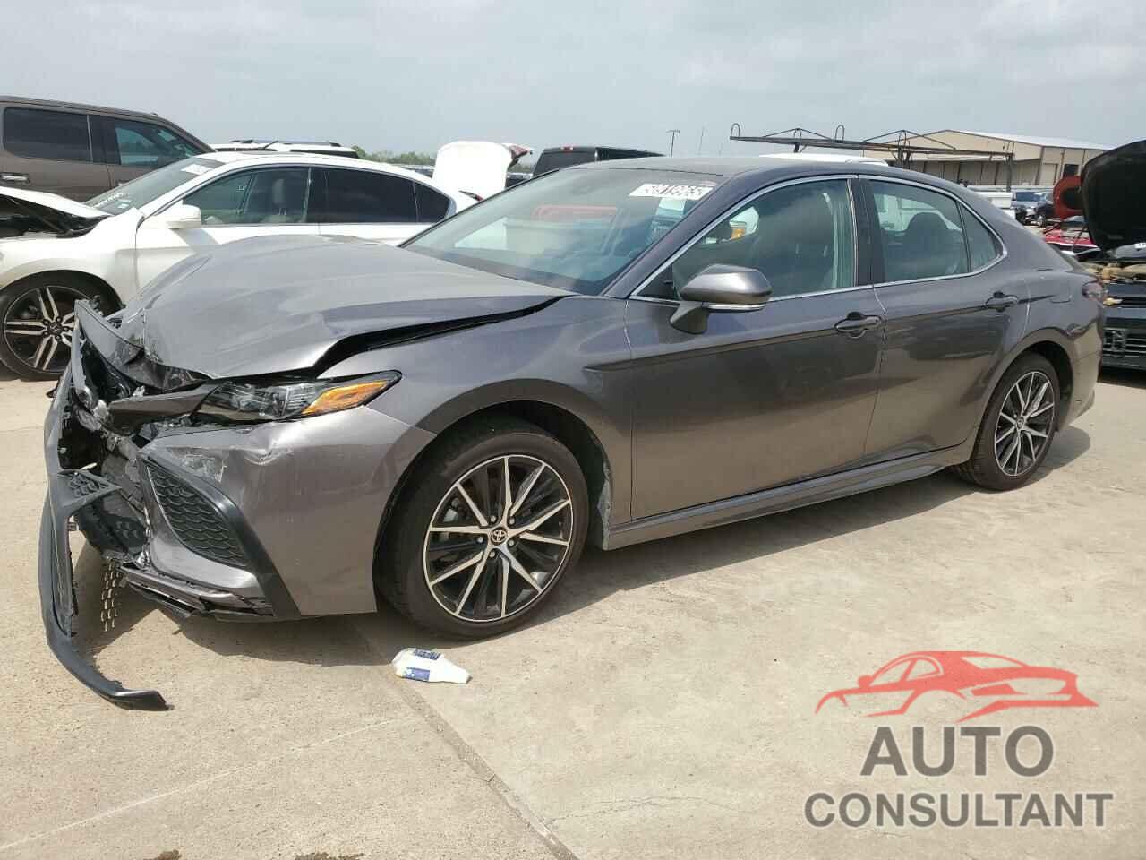 TOYOTA CAMRY 2024 - 4T1G11AK7RU226314
