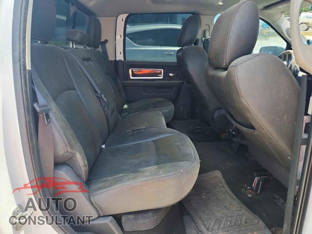 DODGE RAM 1500 2011 - 1D7RB1CT8BS601540