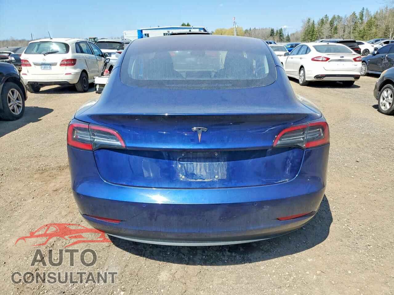 TESLA MODEL 3 2018 - 5YJ3E1EA3JF030120
