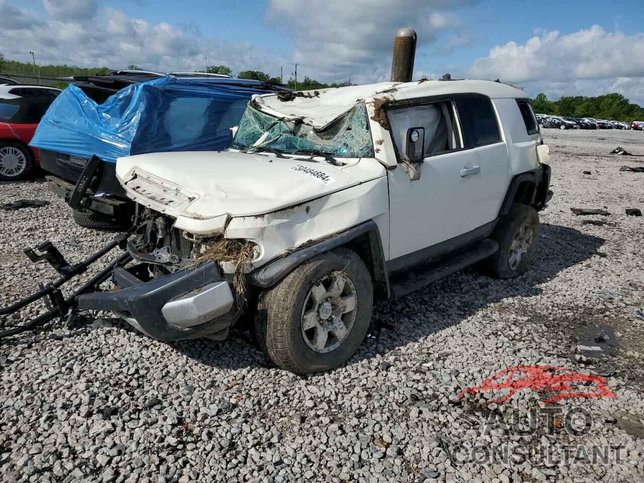 TOYOTA FJ CRUISER 2010 - JTEBU4BF5AK070858