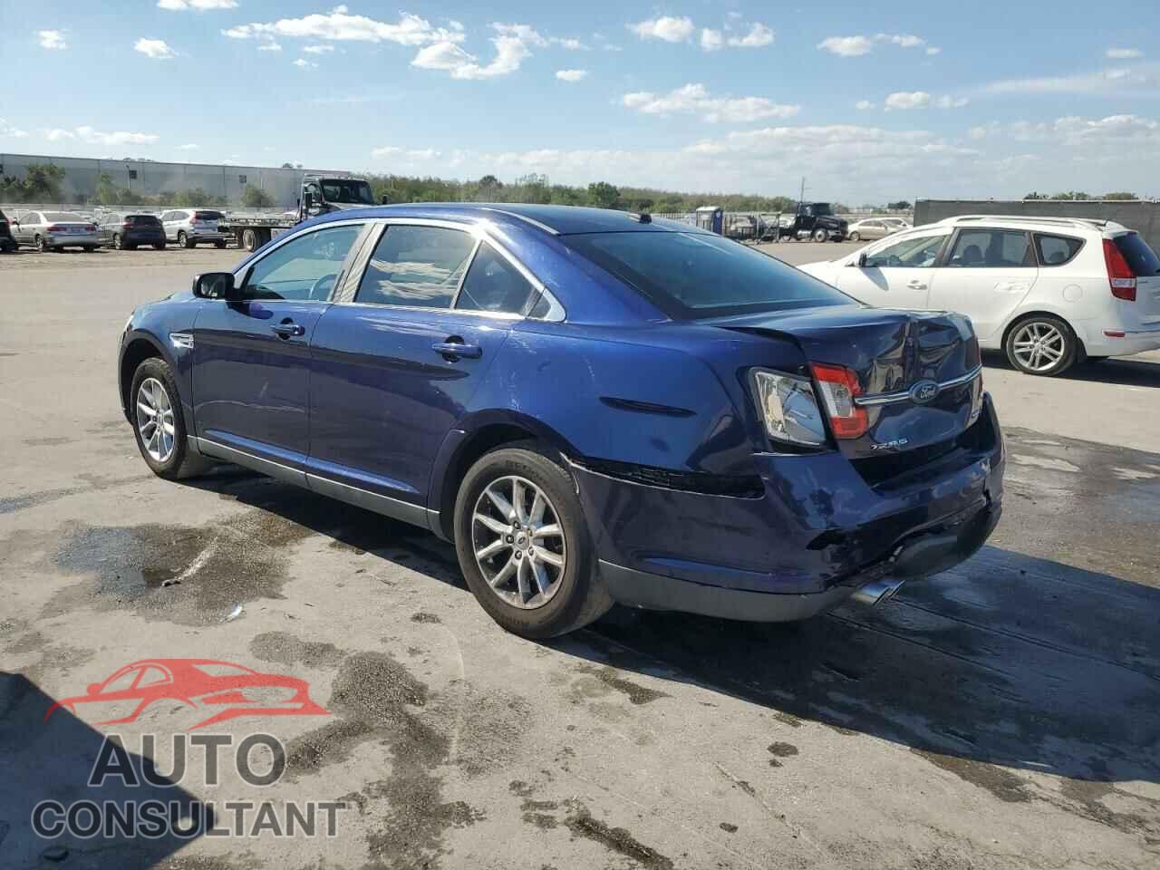 FORD TAURUS 2011 - 1FAHP2EW0BG116452