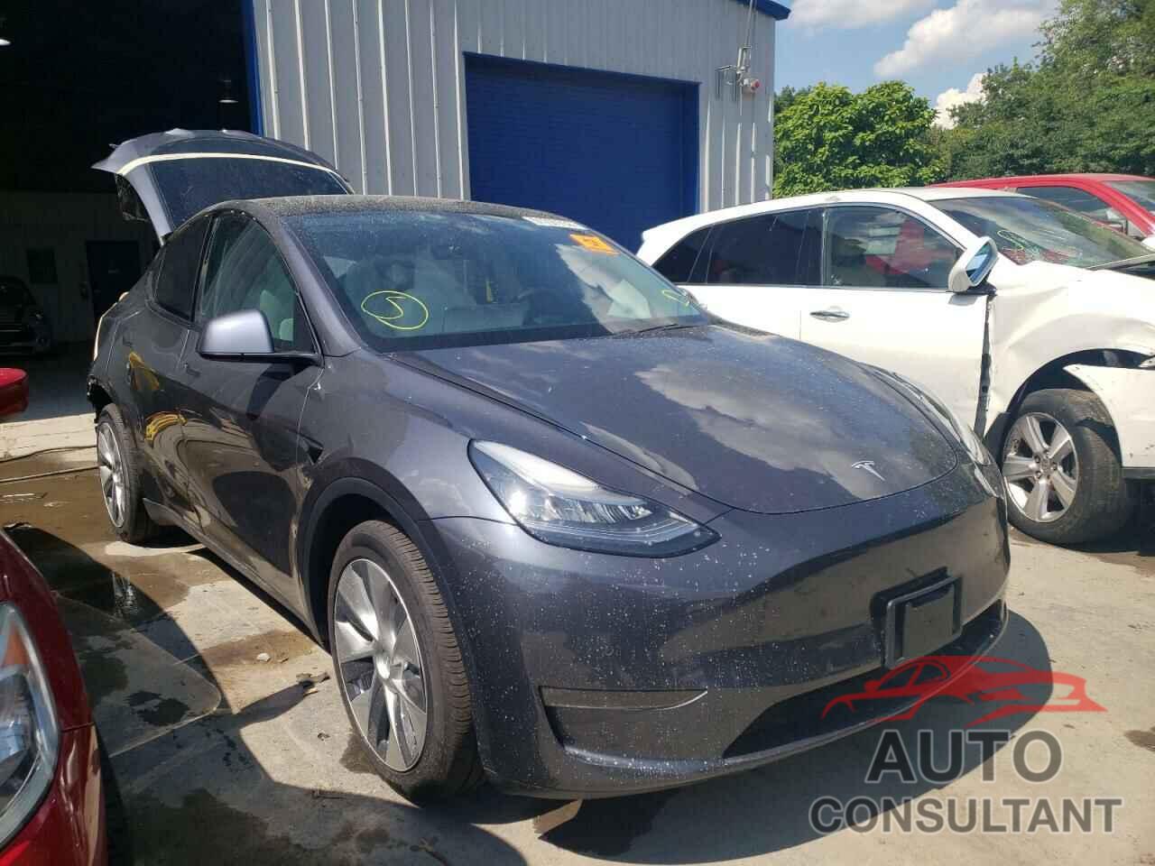 TESLA MODEL Y 2020 - 5YJYGDEE6LF044701
