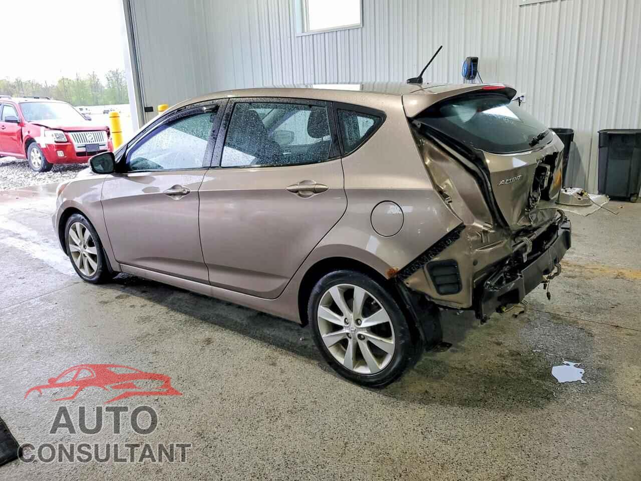 HYUNDAI ACCENT 2013 - KMHCU5AE7DU133695