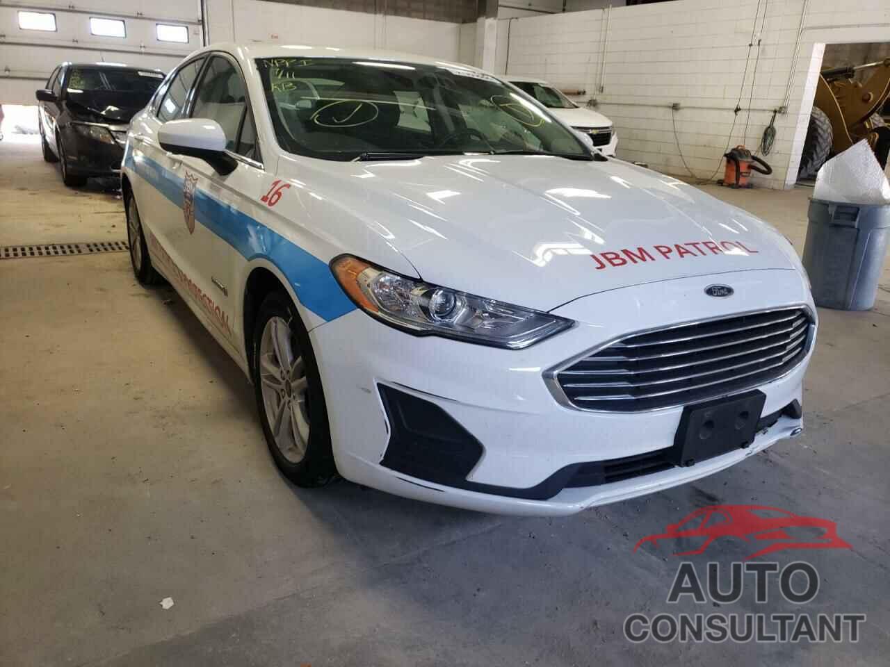 FORD FUSION 2019 - 3FA6P0LU0KR137548