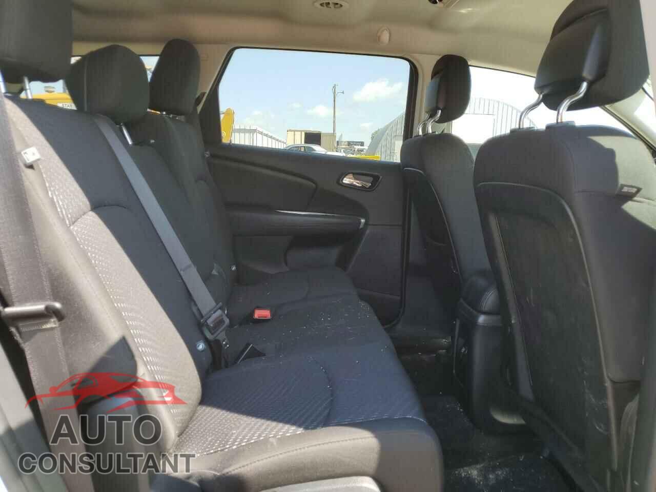 DODGE JOURNEY 2017 - 3C4PDCBB4HT633229