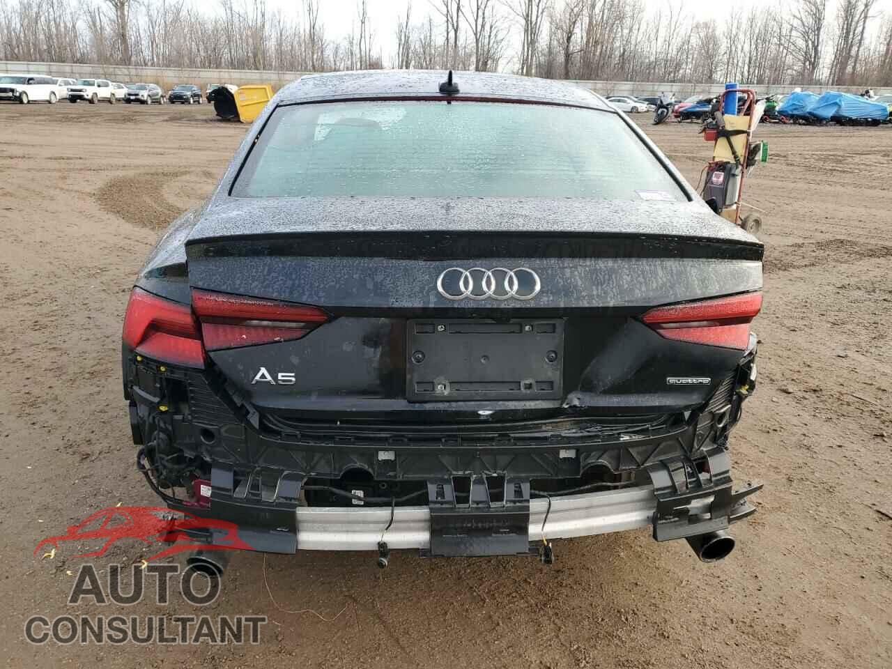 AUDI A5 2019 - WAUTNAF52KA030215