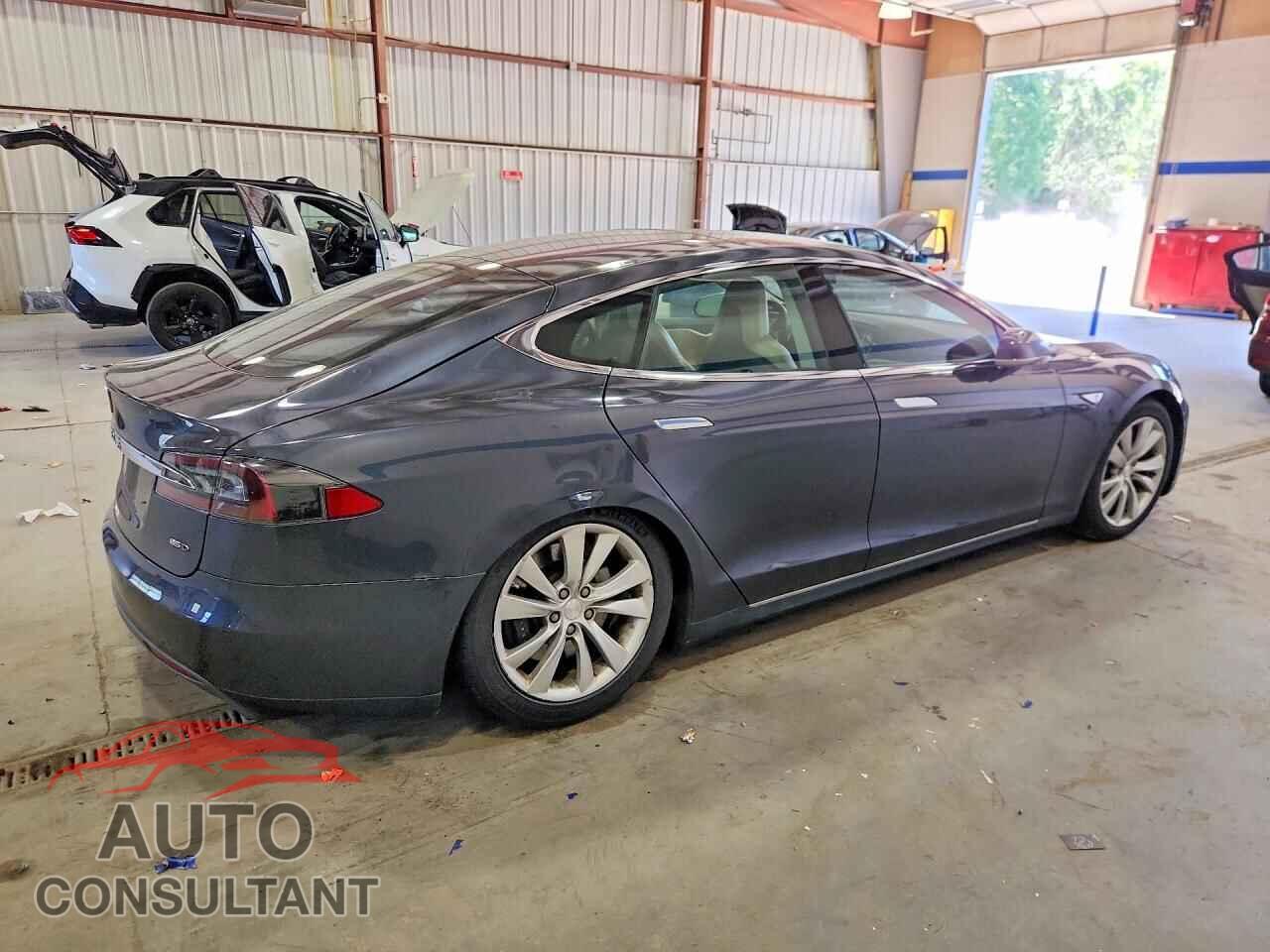 TESLA MODEL S 2015 - 5YJSA1H27FF098326