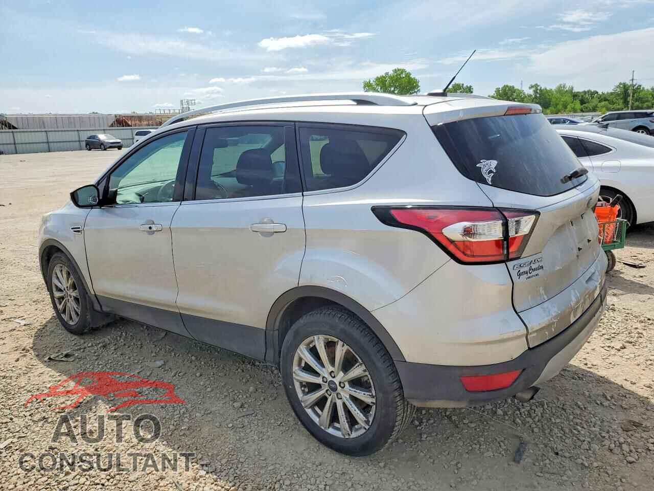 FORD ESCAPE 2017 - 1FMCU9JD4HUD84694