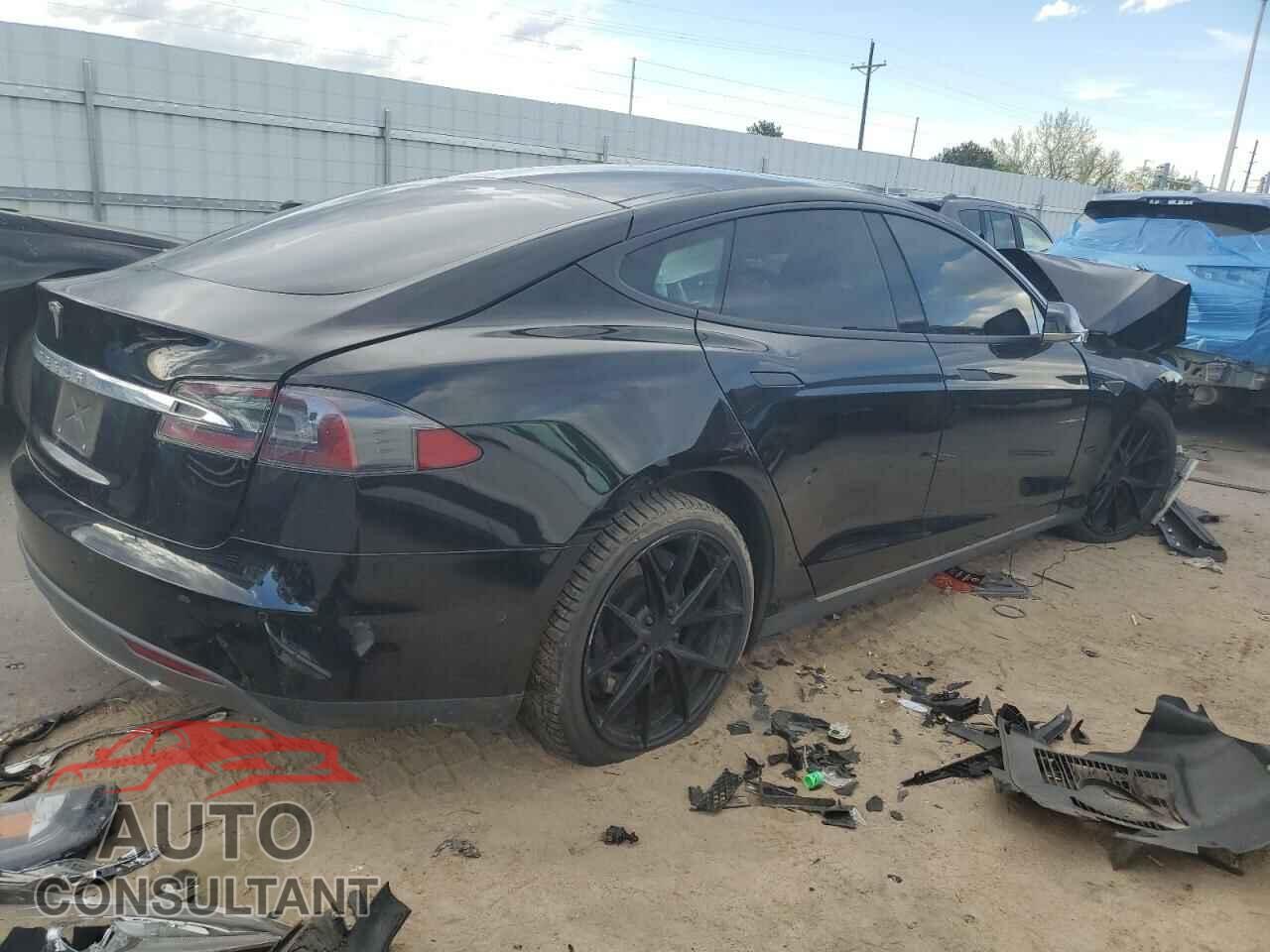 TESLA MODEL S 2016 - 5YJSA1E26GF129023
