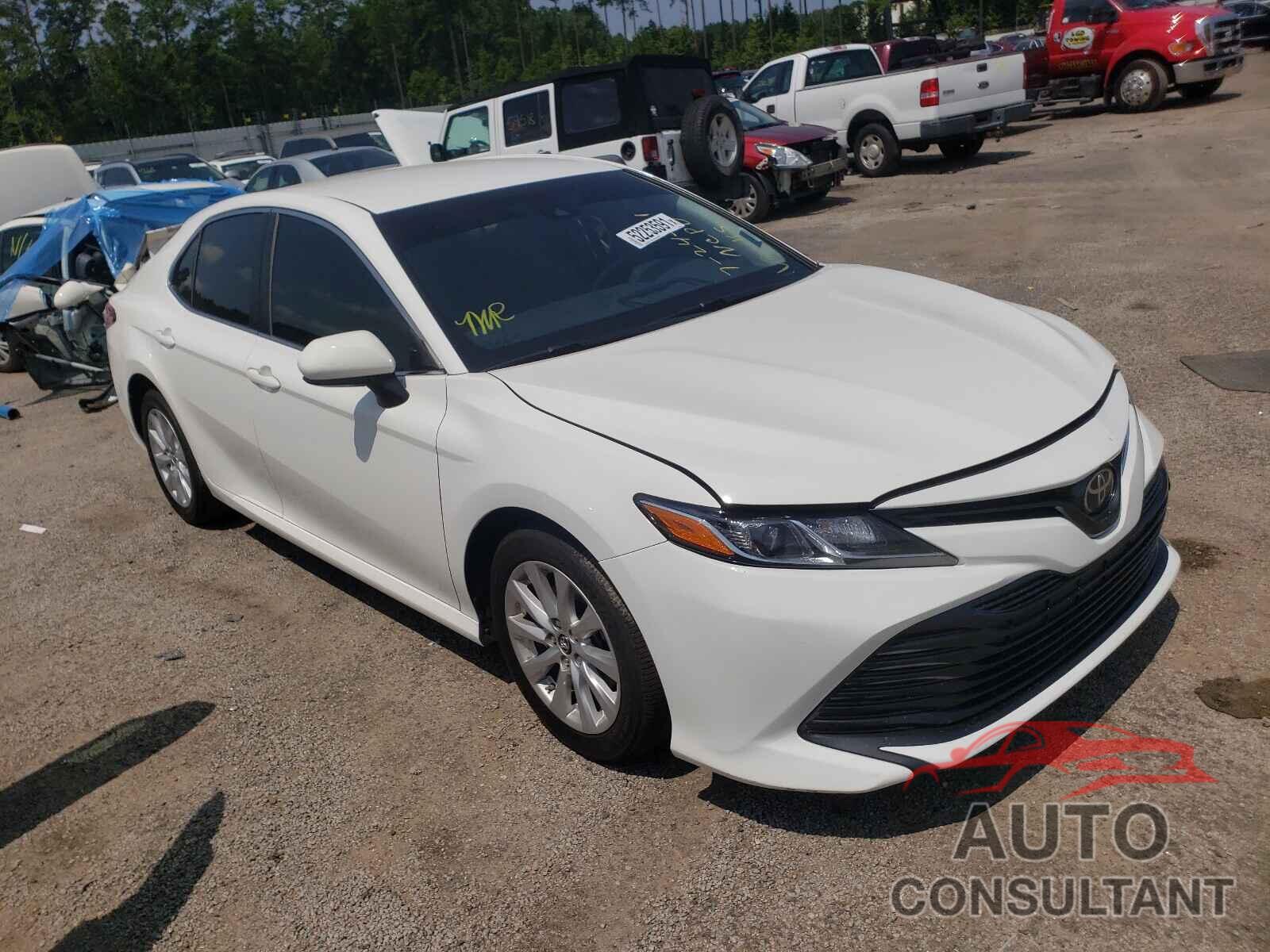 TOYOTA CAMRY 2018 - JTNB11HK7J3001532