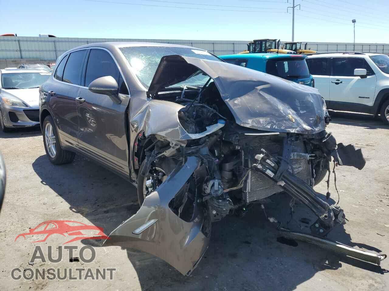 PORSCHE CAYENNE 2016 - WP1AA2A27GLA00419