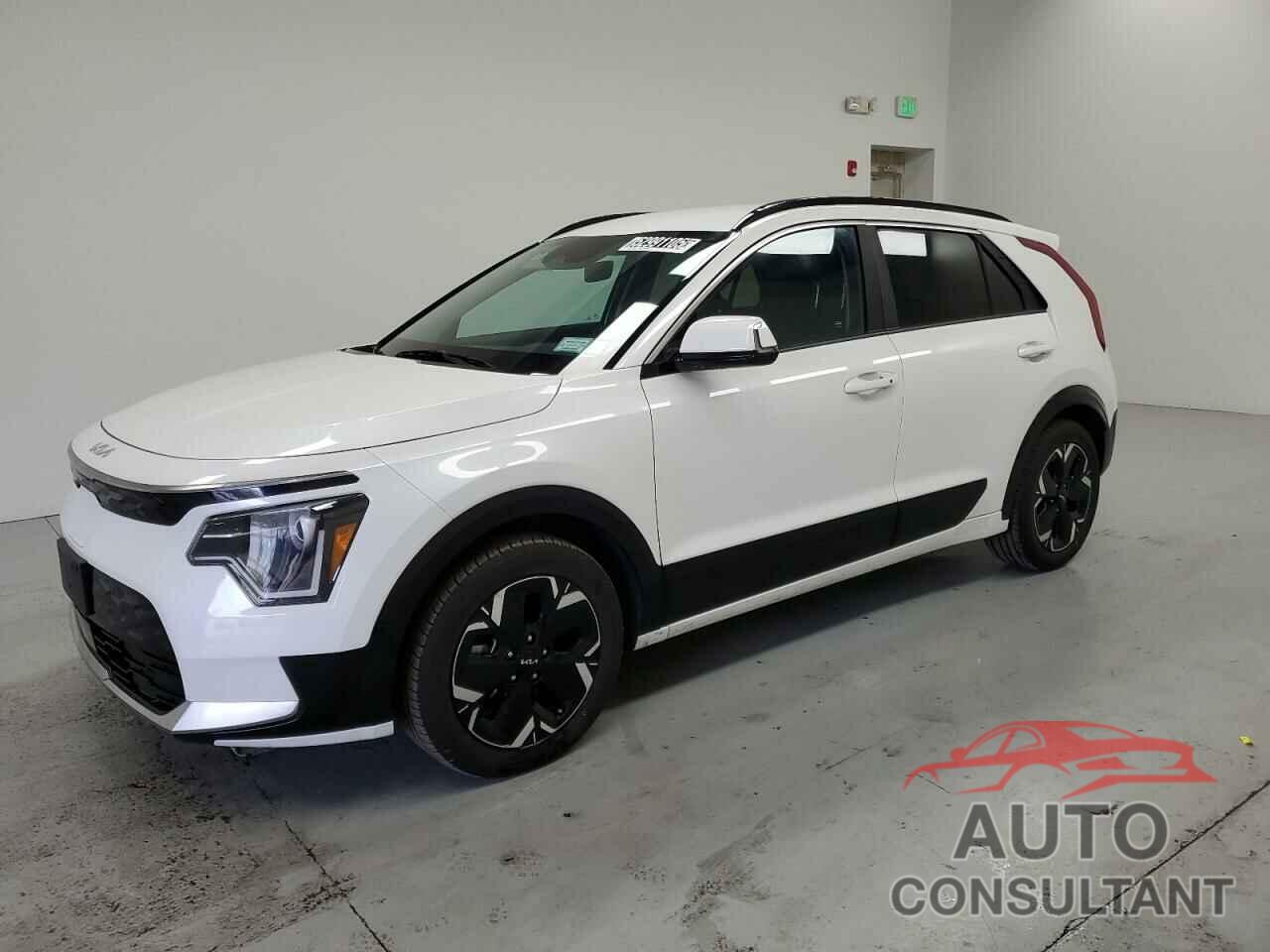 KIA NIRO WIND 2023 - KNDCR3L16P5054750