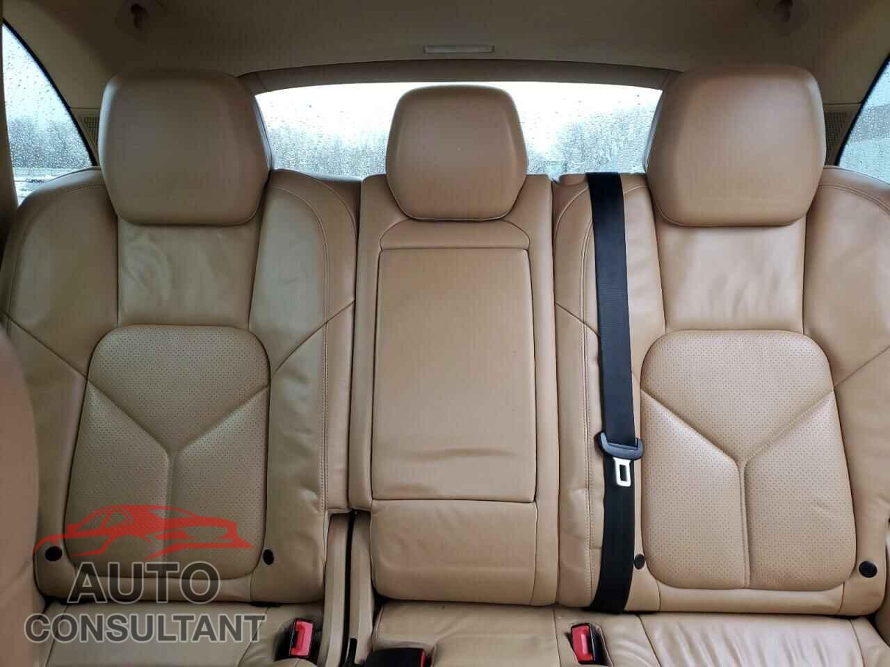 PORSCHE CAYENNE 2012 - WP1AA2A21CLA06582