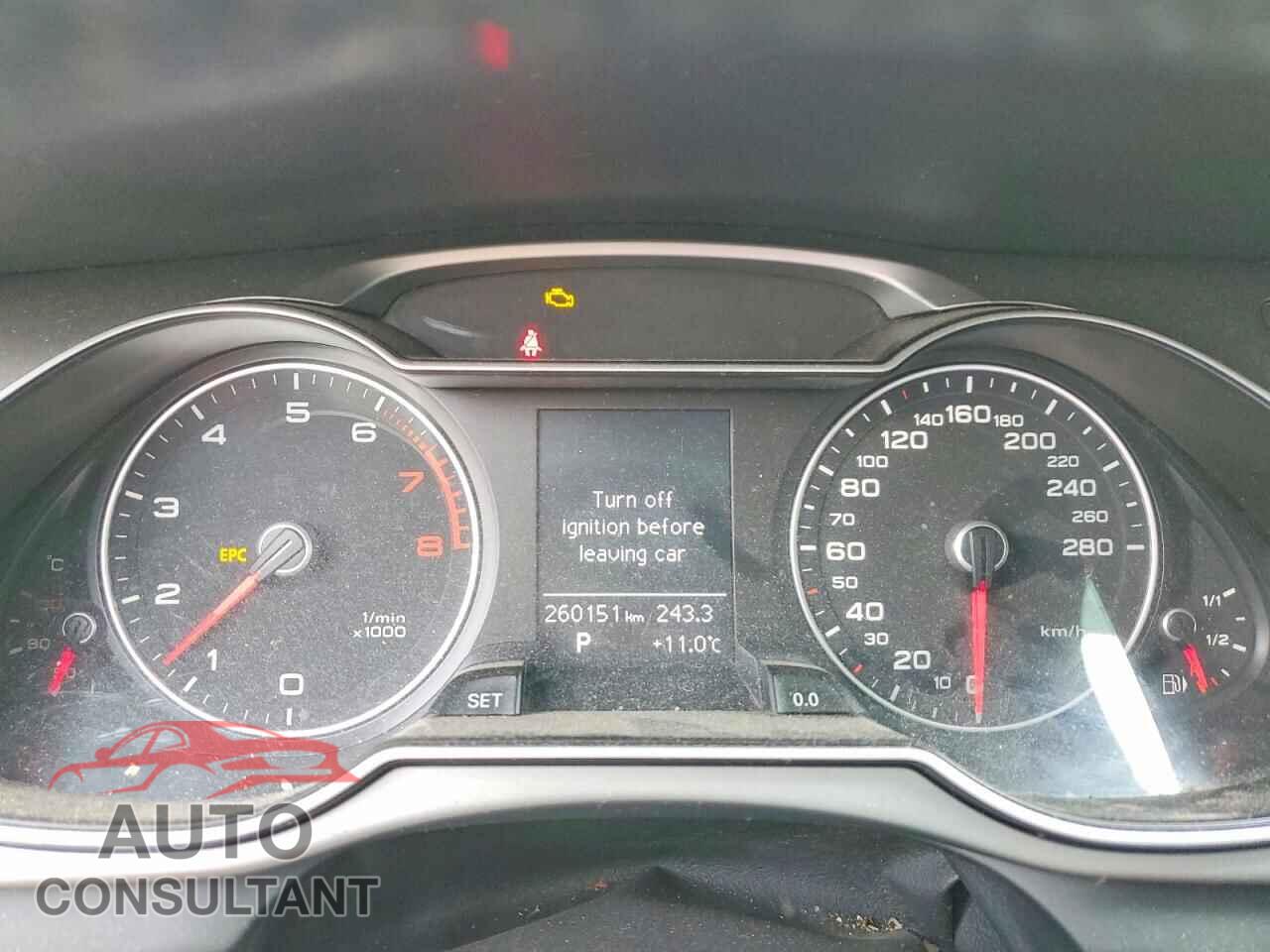 AUDI A4 2013 - WAUBFCFL8DN020058