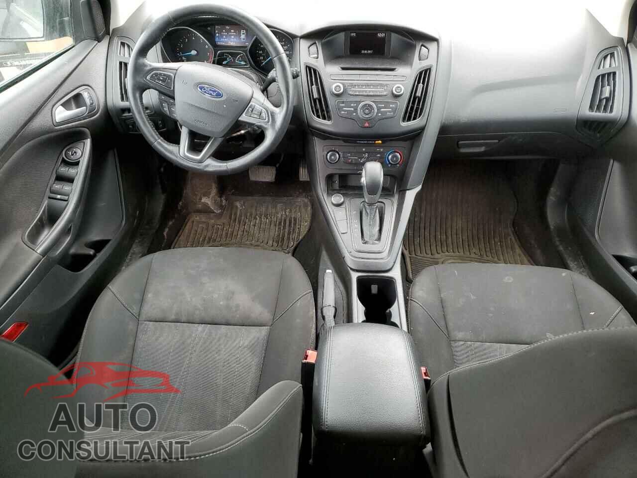FORD FOCUS 2017 - 1FADP3K28HL293112