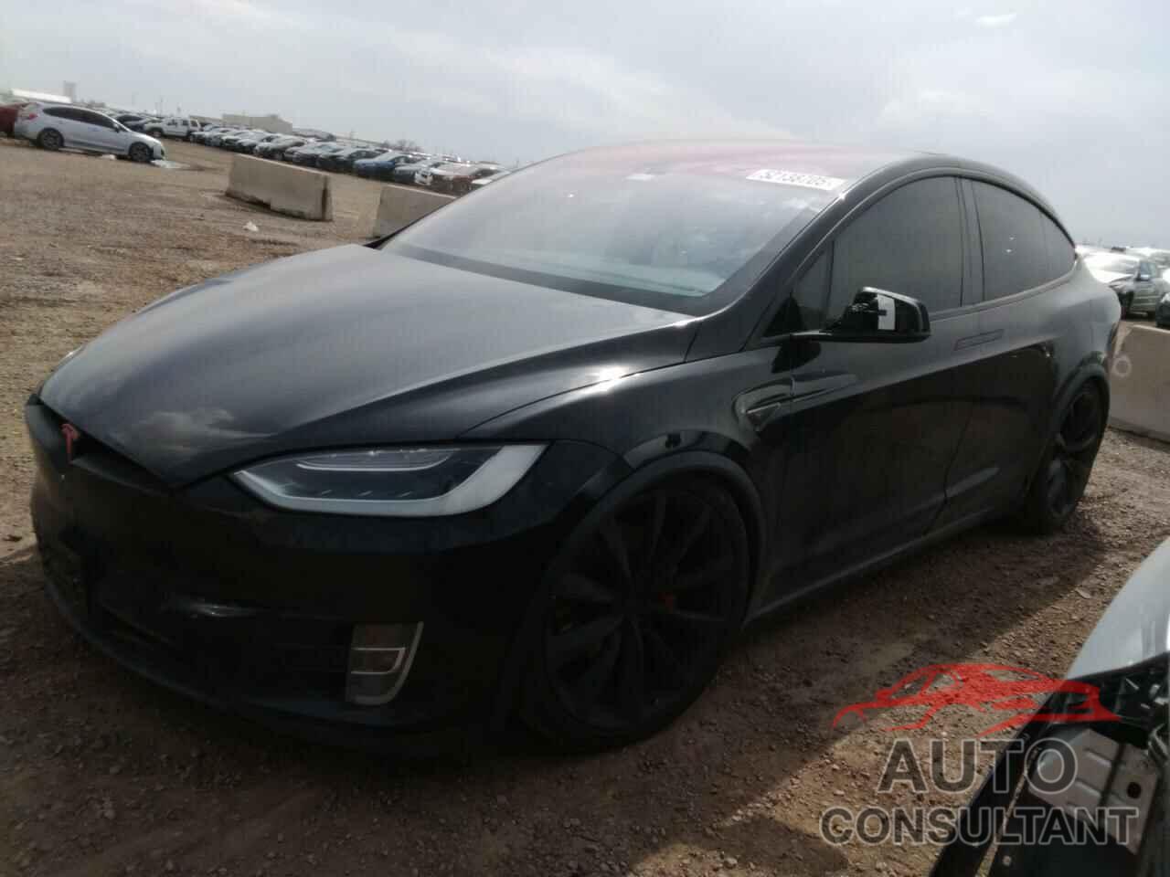 TESLA MODEL X 2016 - 5YJXCAE49GFS00832