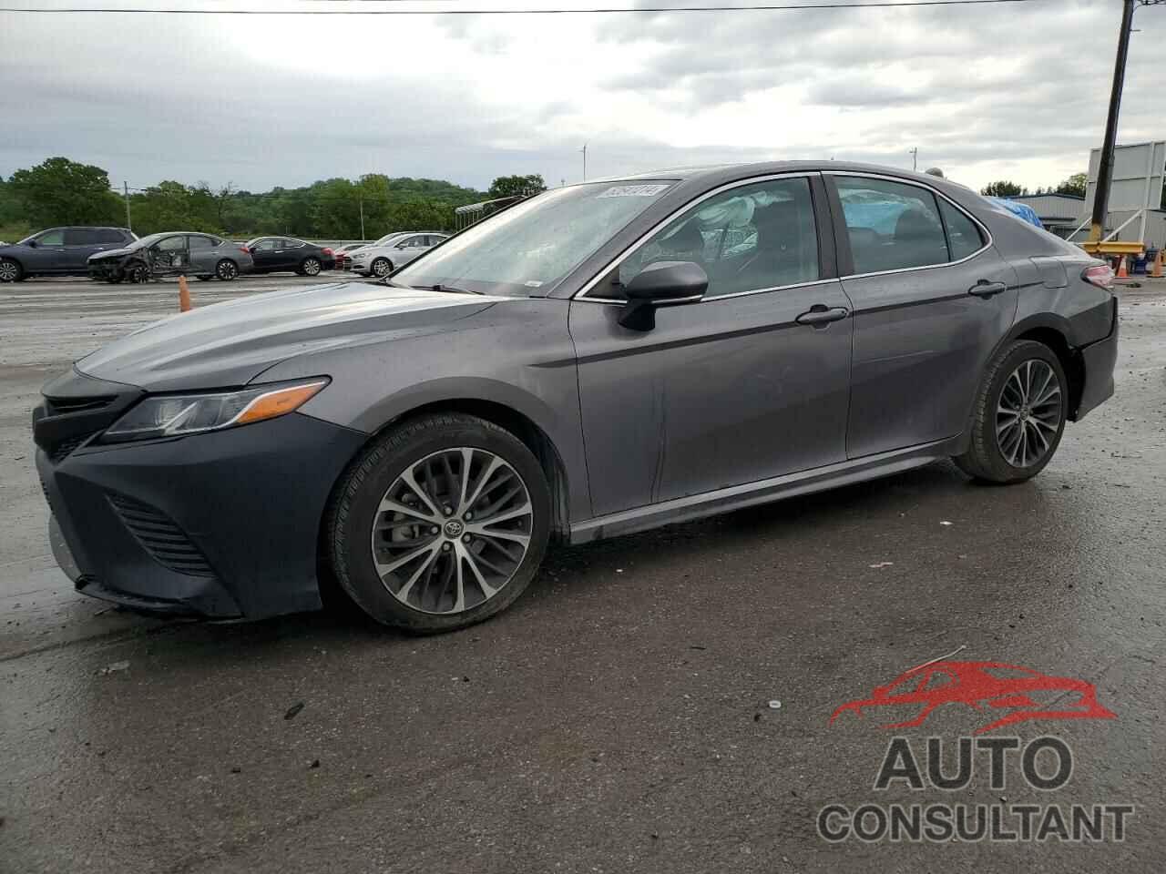 TOYOTA CAMRY 2018 - 4T1B11HK2JU606181