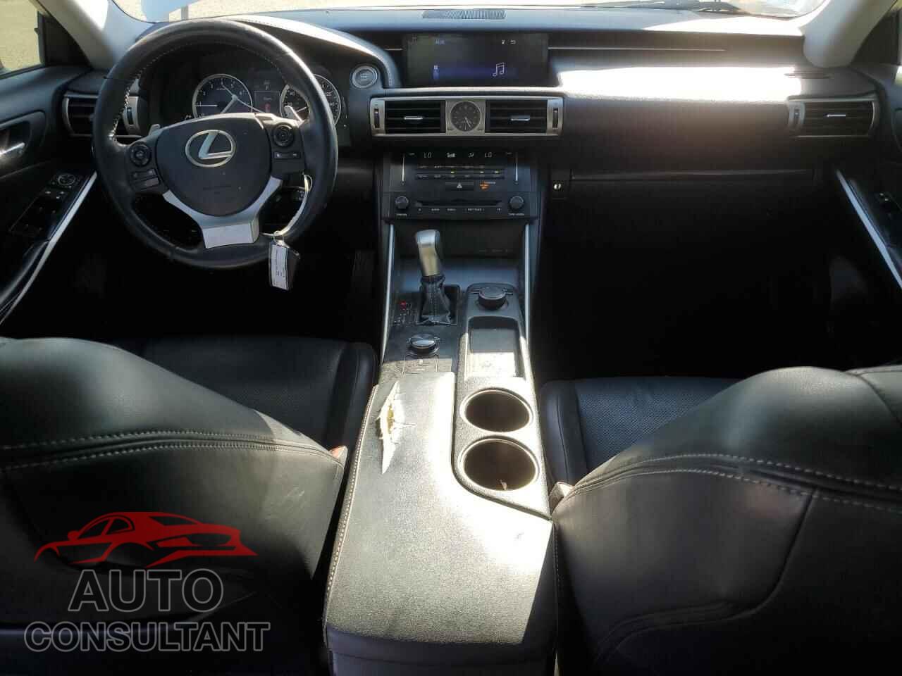LEXUS IS 2014 - JTHBF1D29E5020006