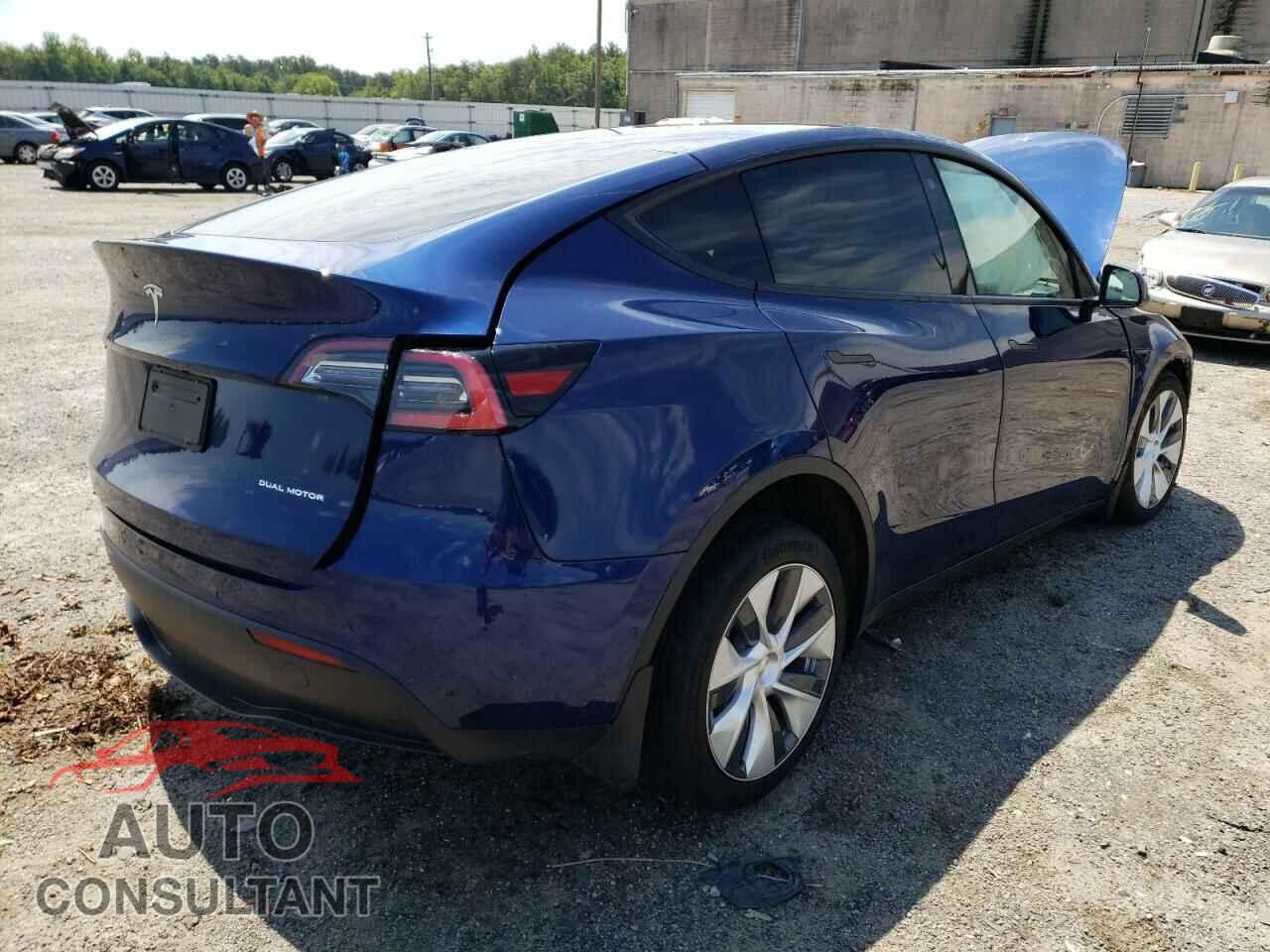 TESLA MODEL Y 2021 - 5YJYGAEE5MF116357