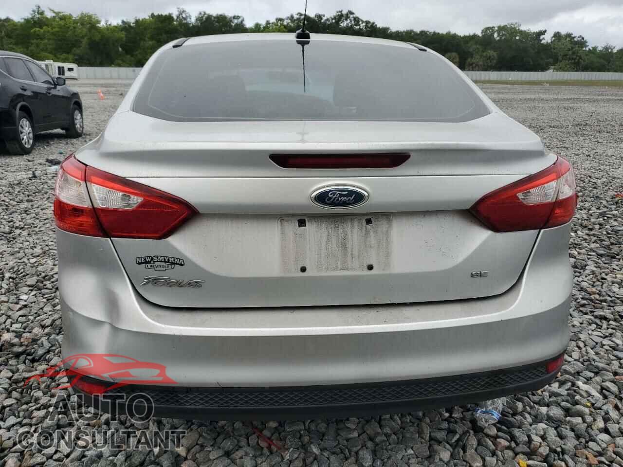 FORD FOCUS 2012 - 1FAHP3F23CL118044