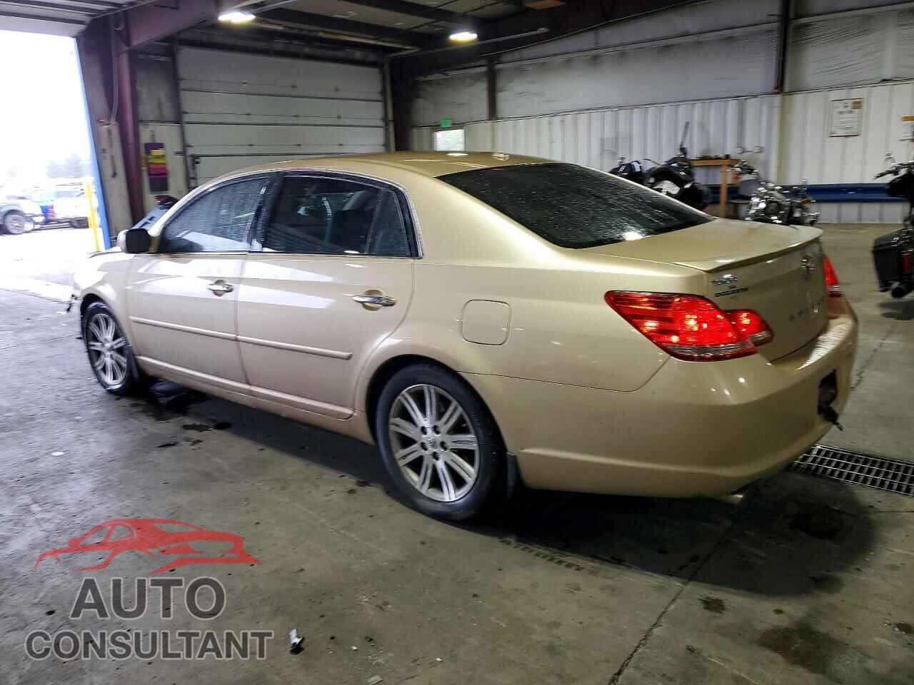 TOYOTA AVALON 2010 - 4T1BK3DB1AU361825