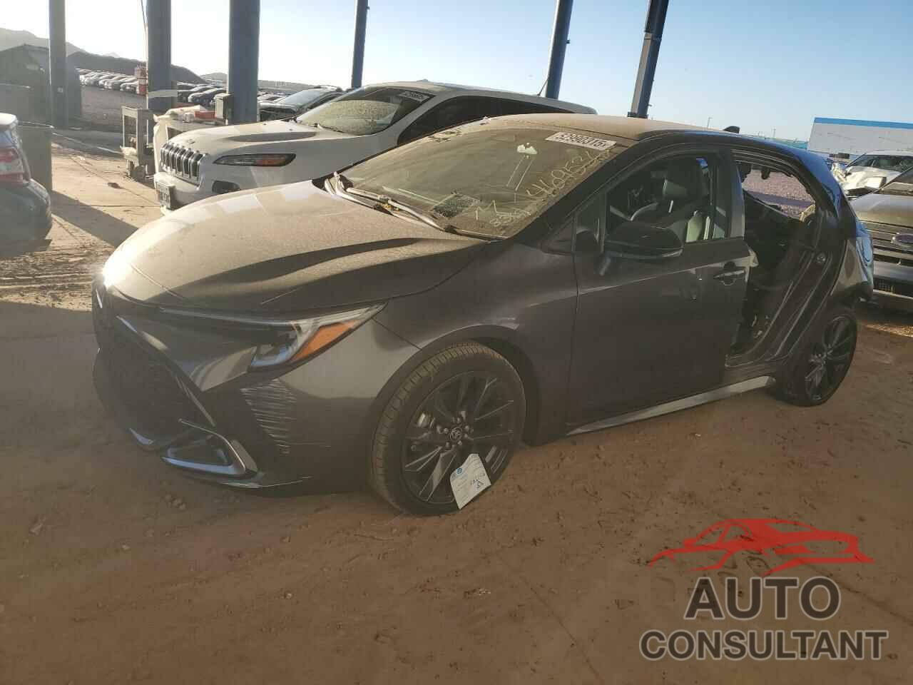 TOYOTA COROLLA 2024 - JTNC4MBE5R3220131
