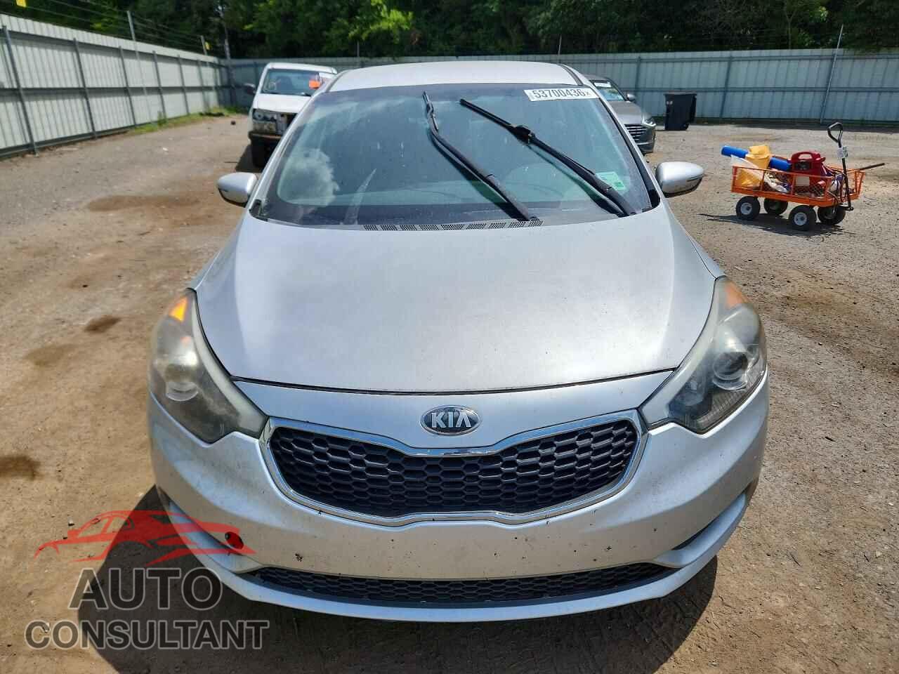 KIA FORTE 2016 - KNAFX4A67G5539564